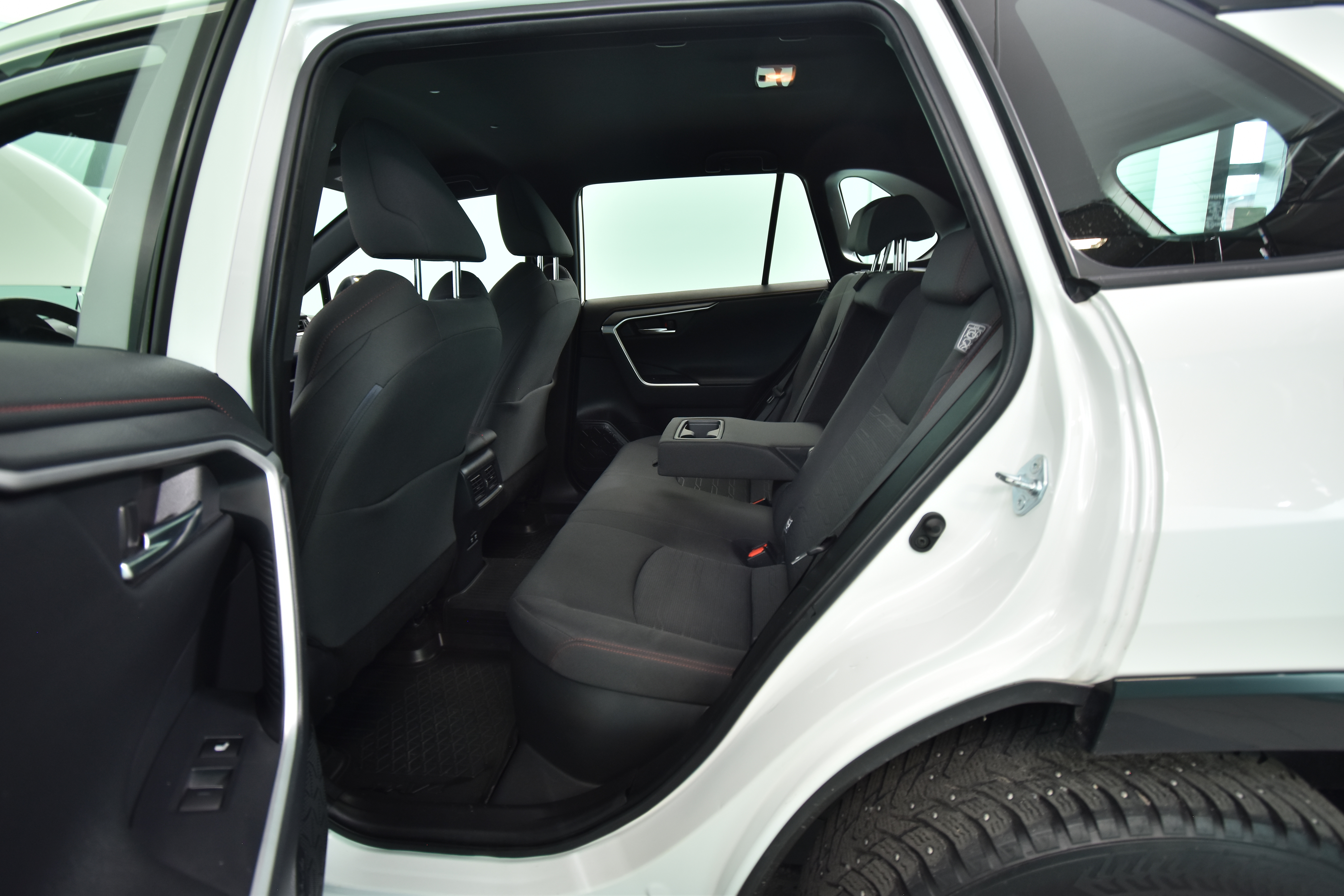 TOYOTA RAV4 Plug-in 2021