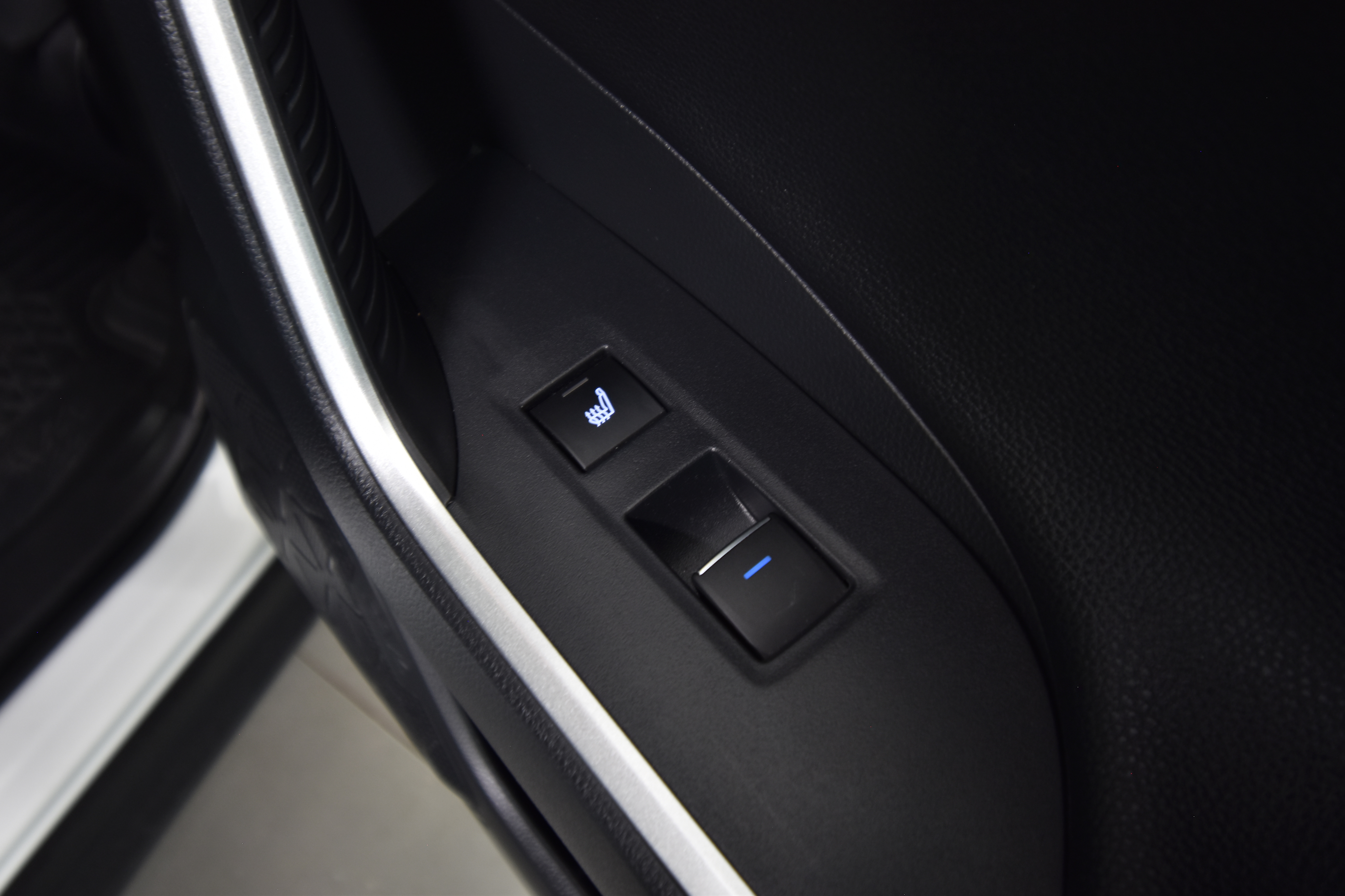 TOYOTA RAV4 Plug-in 2021