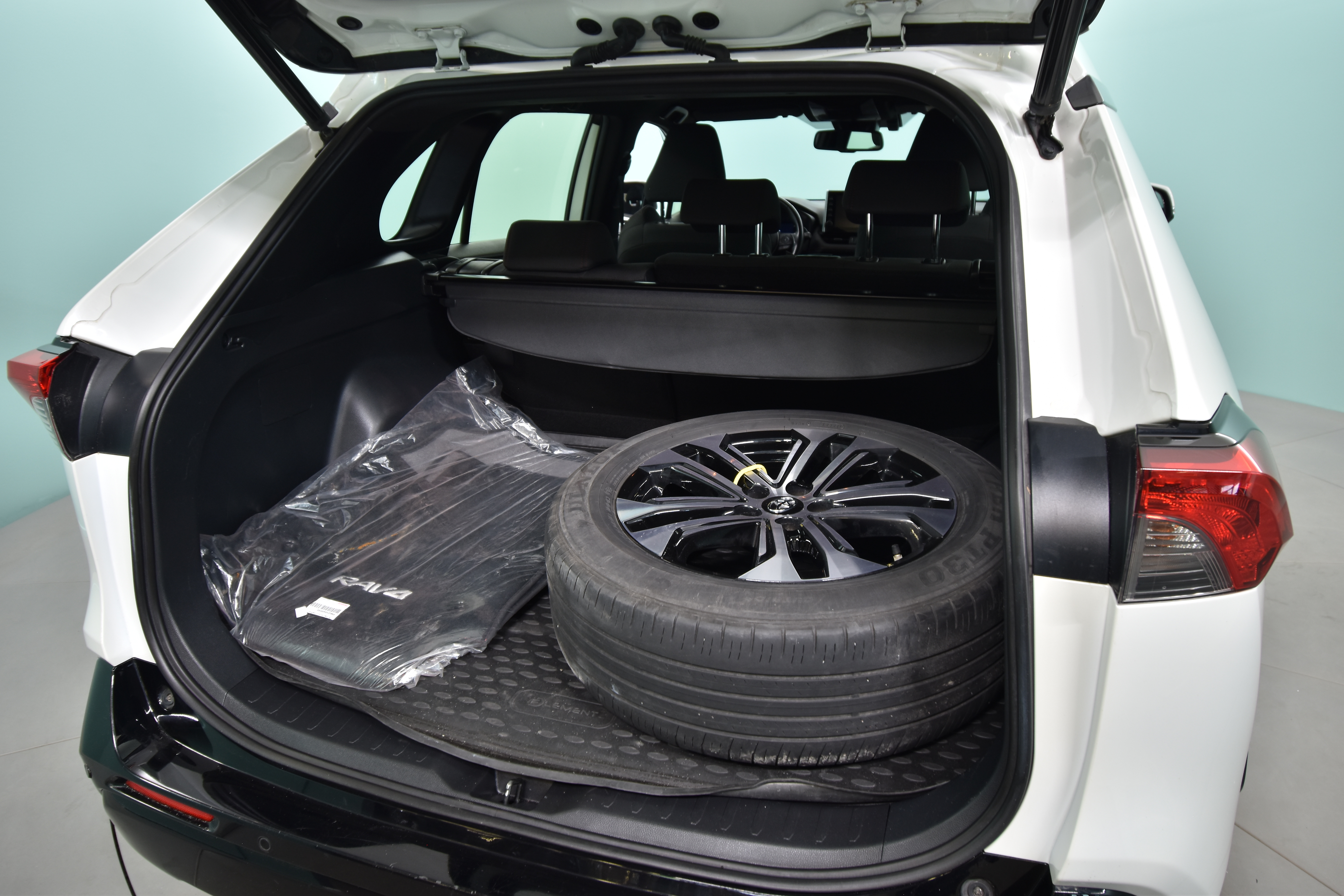 TOYOTA RAV4 Plug-in 2021