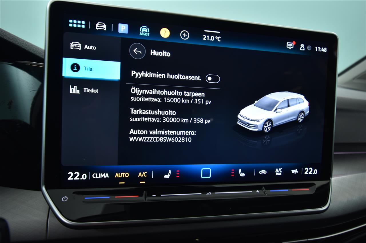 VOLKSWAGEN Golf 2024