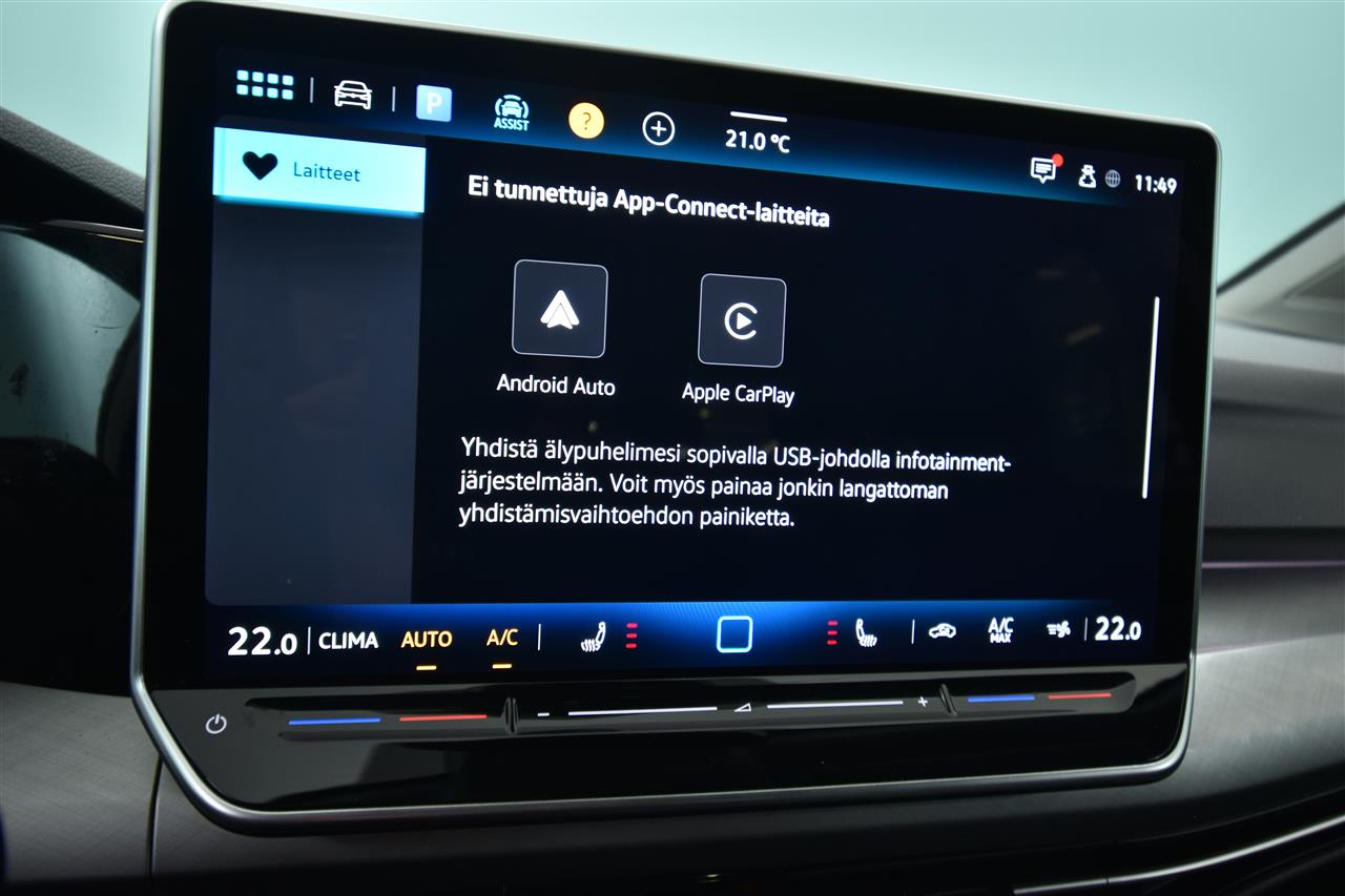 VOLKSWAGEN Golf 2024