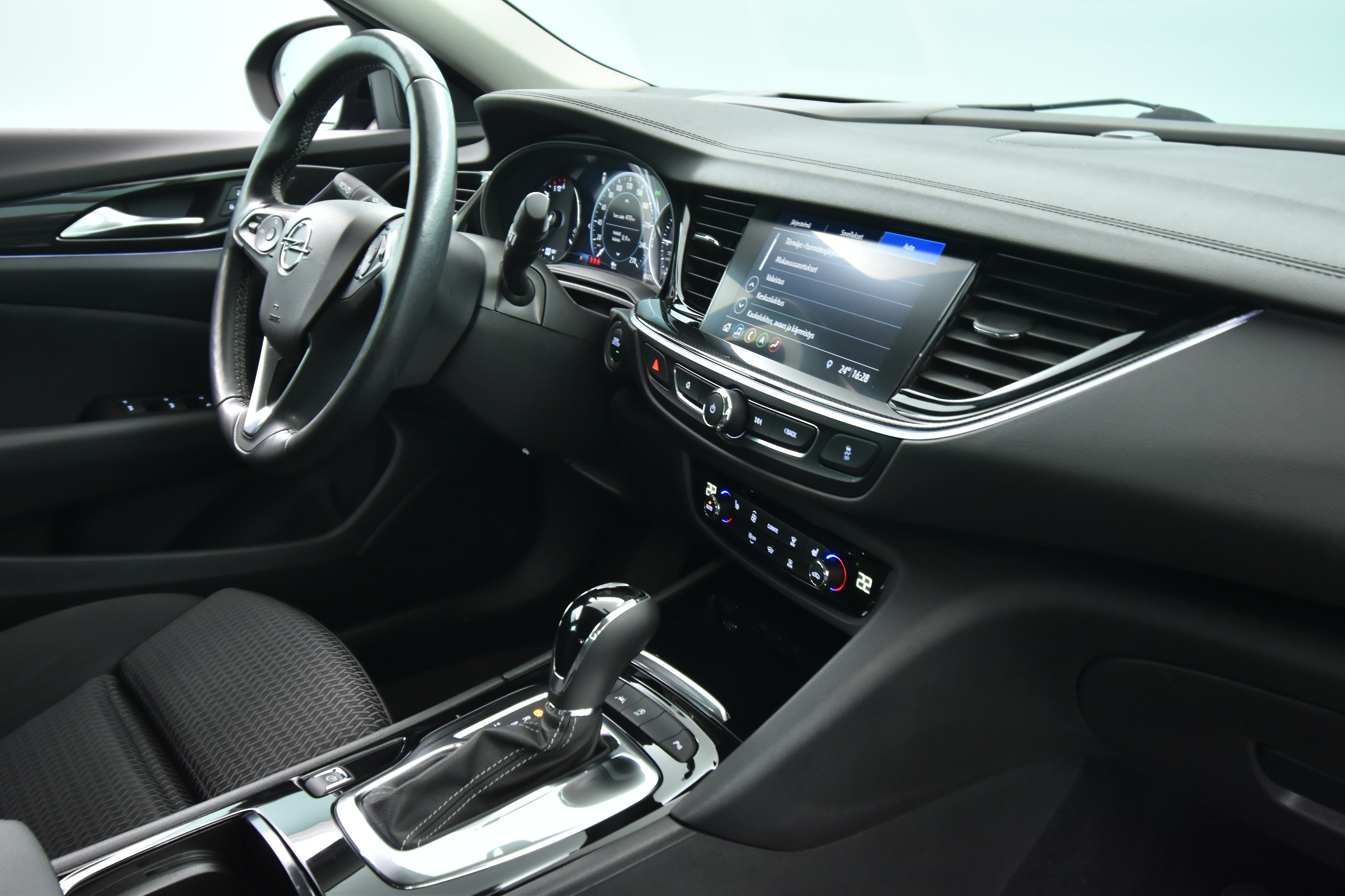 OPEL Insignia 2023