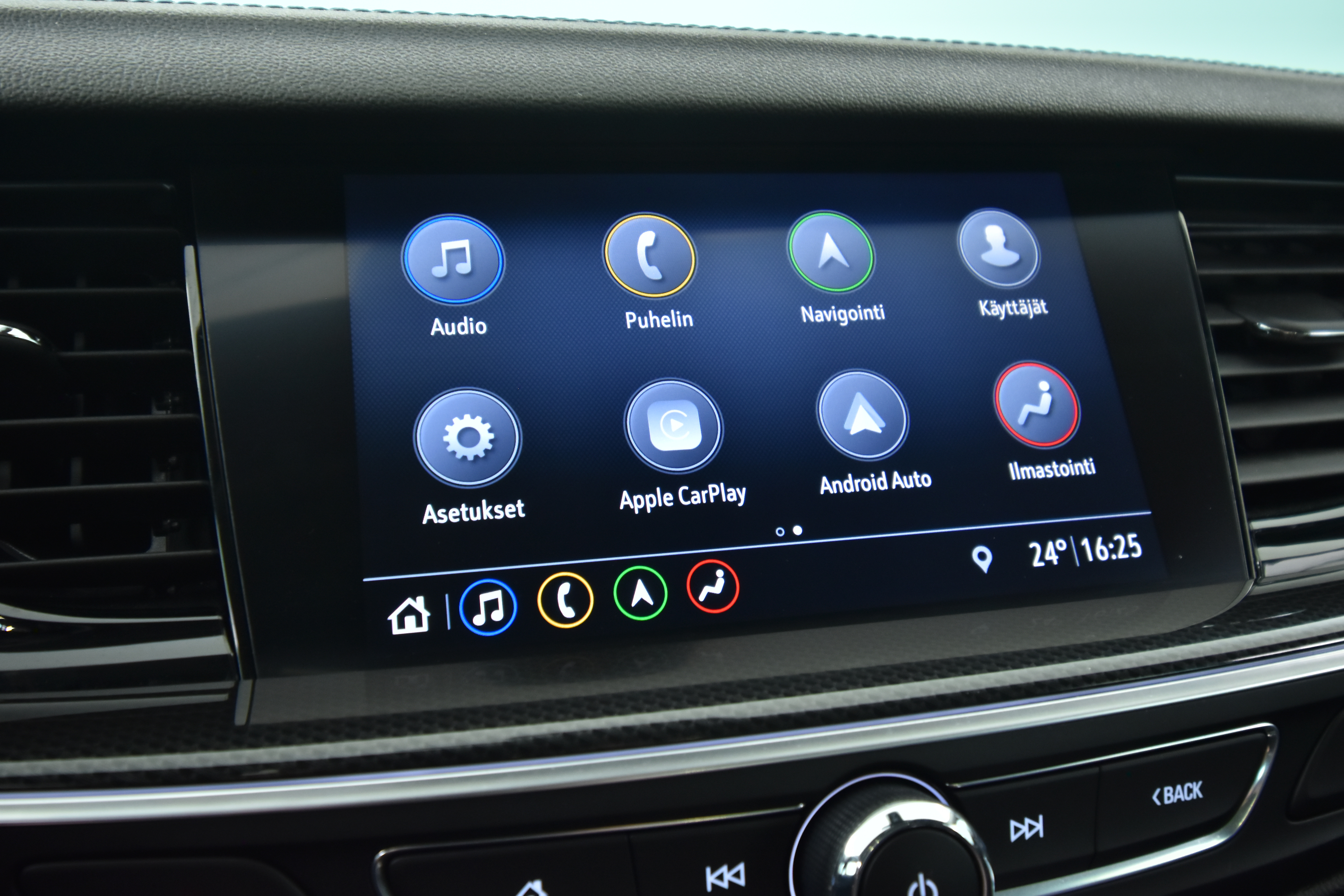OPEL Insignia 2023