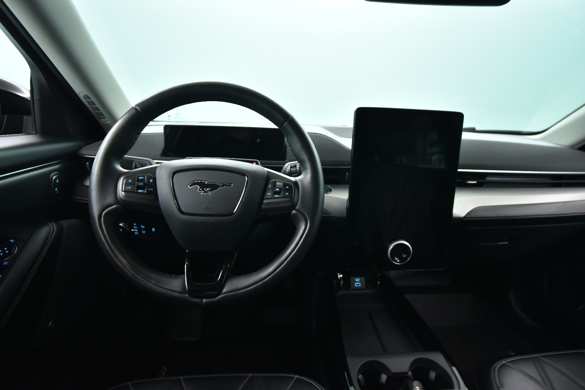 FORD Mustang Mach-E 2022