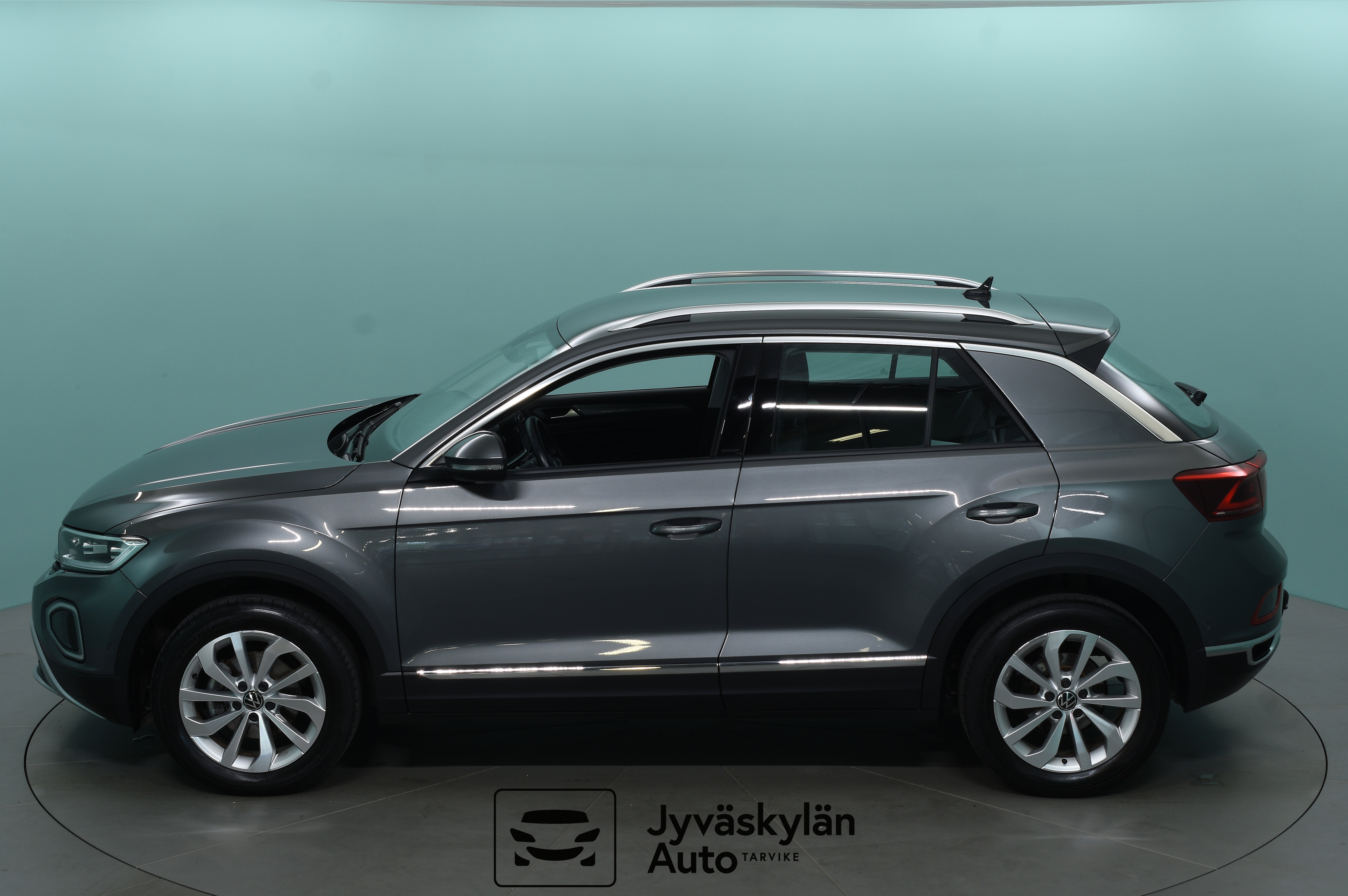 VOLKSWAGEN T-Roc 2024