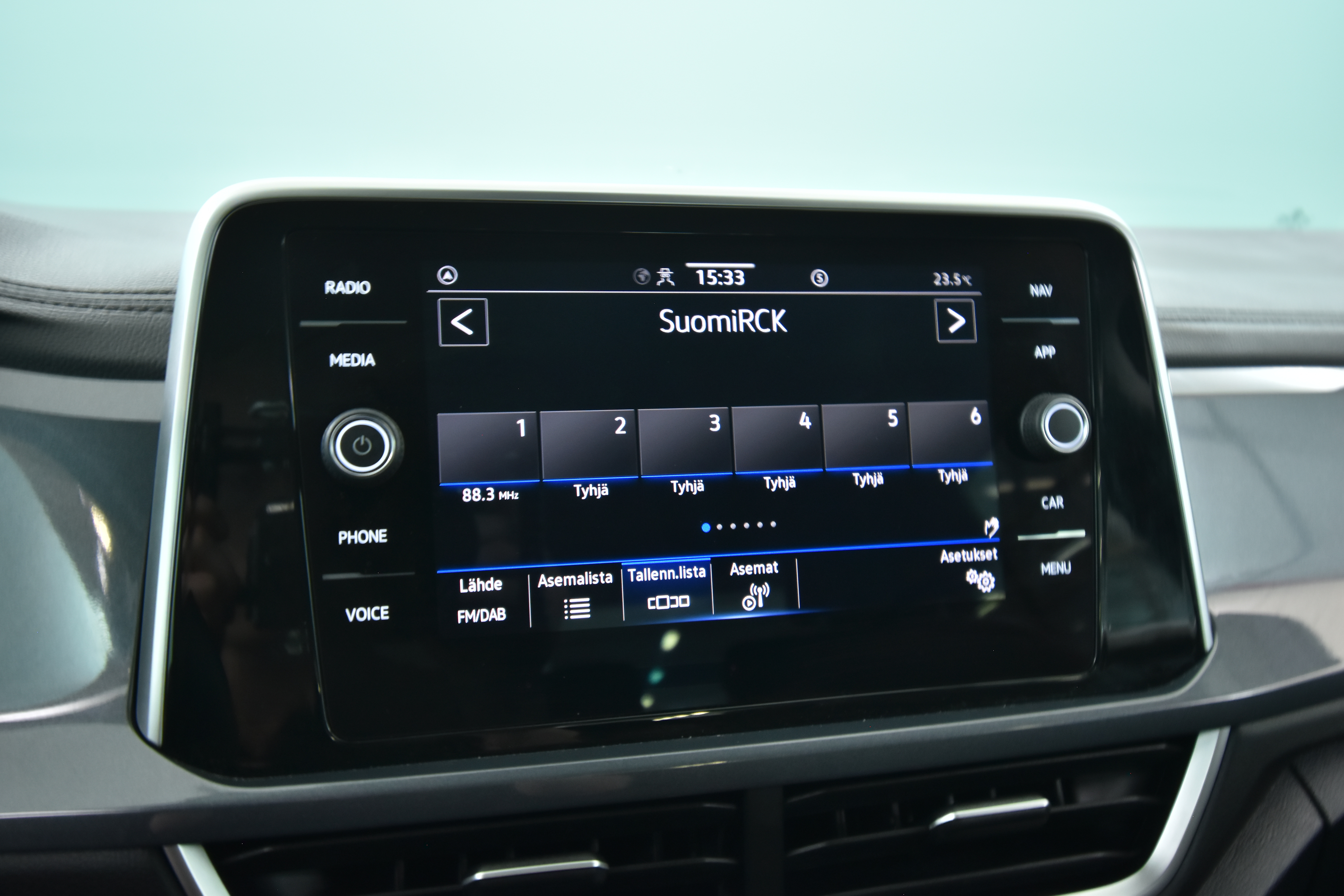 VOLKSWAGEN T-Roc 2024