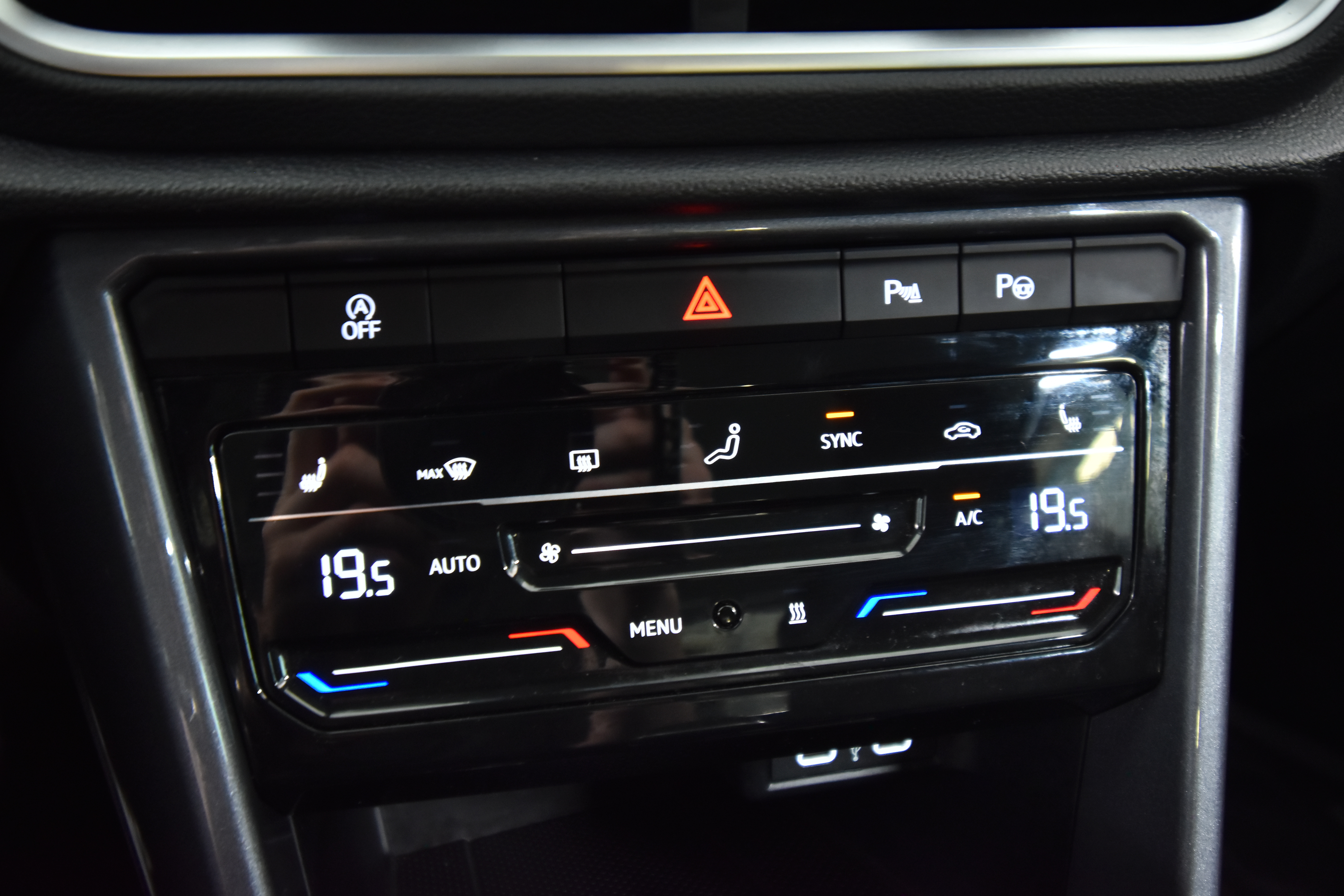 VOLKSWAGEN T-Roc 2024