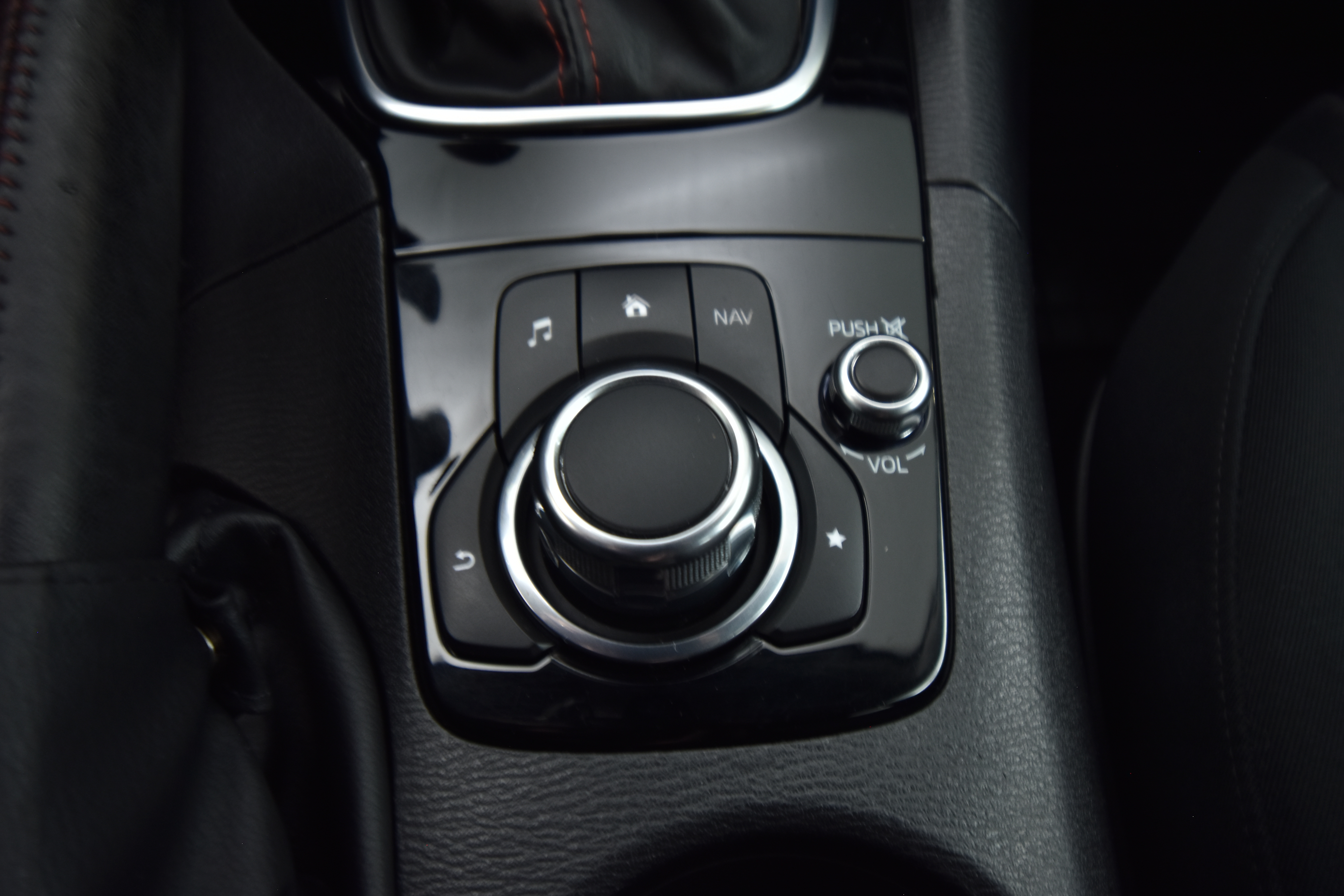 MAZDA Mazda3 2016