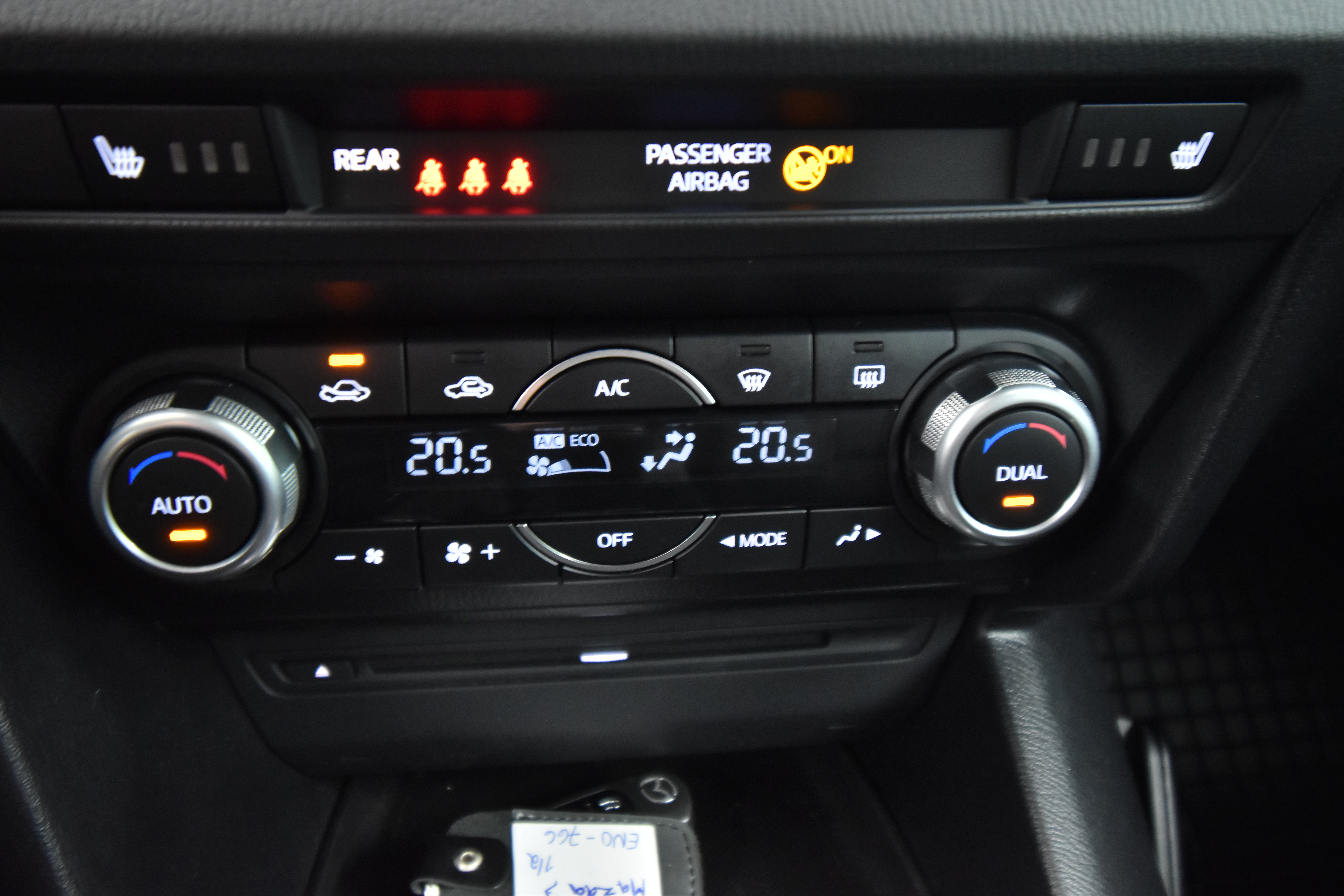 MAZDA Mazda3 2016