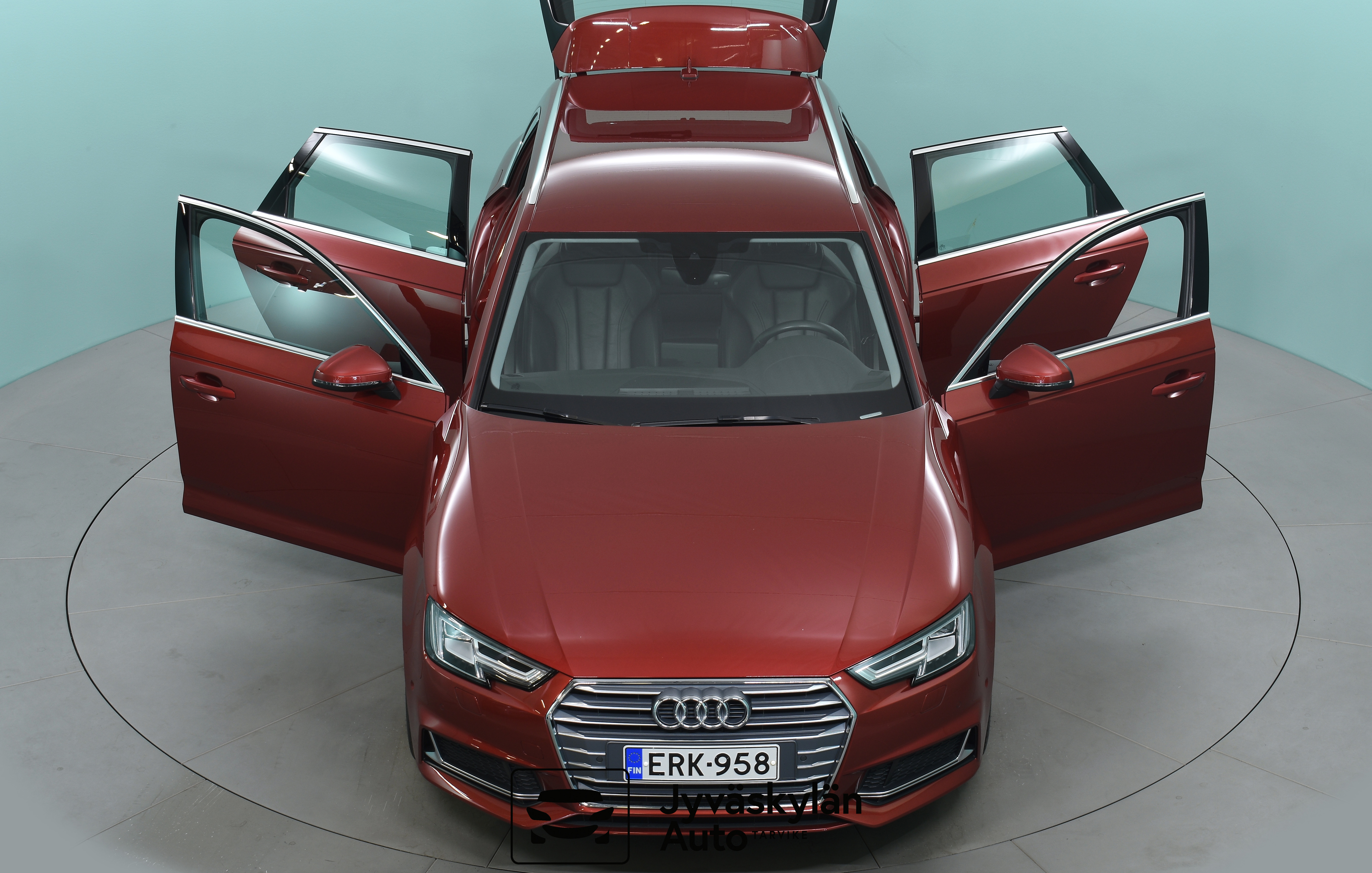 AUDI A4 2019
