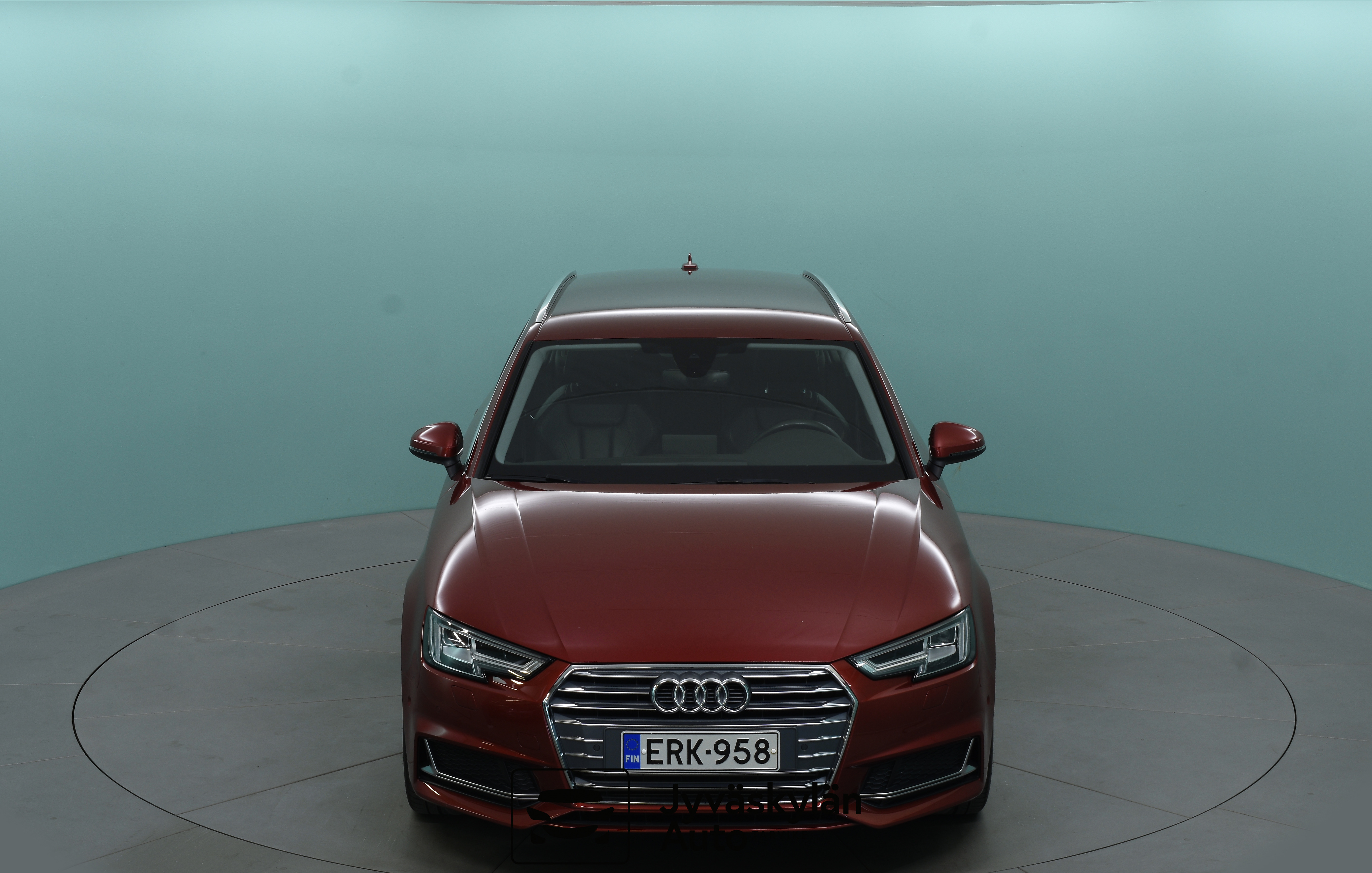 AUDI A4 2019