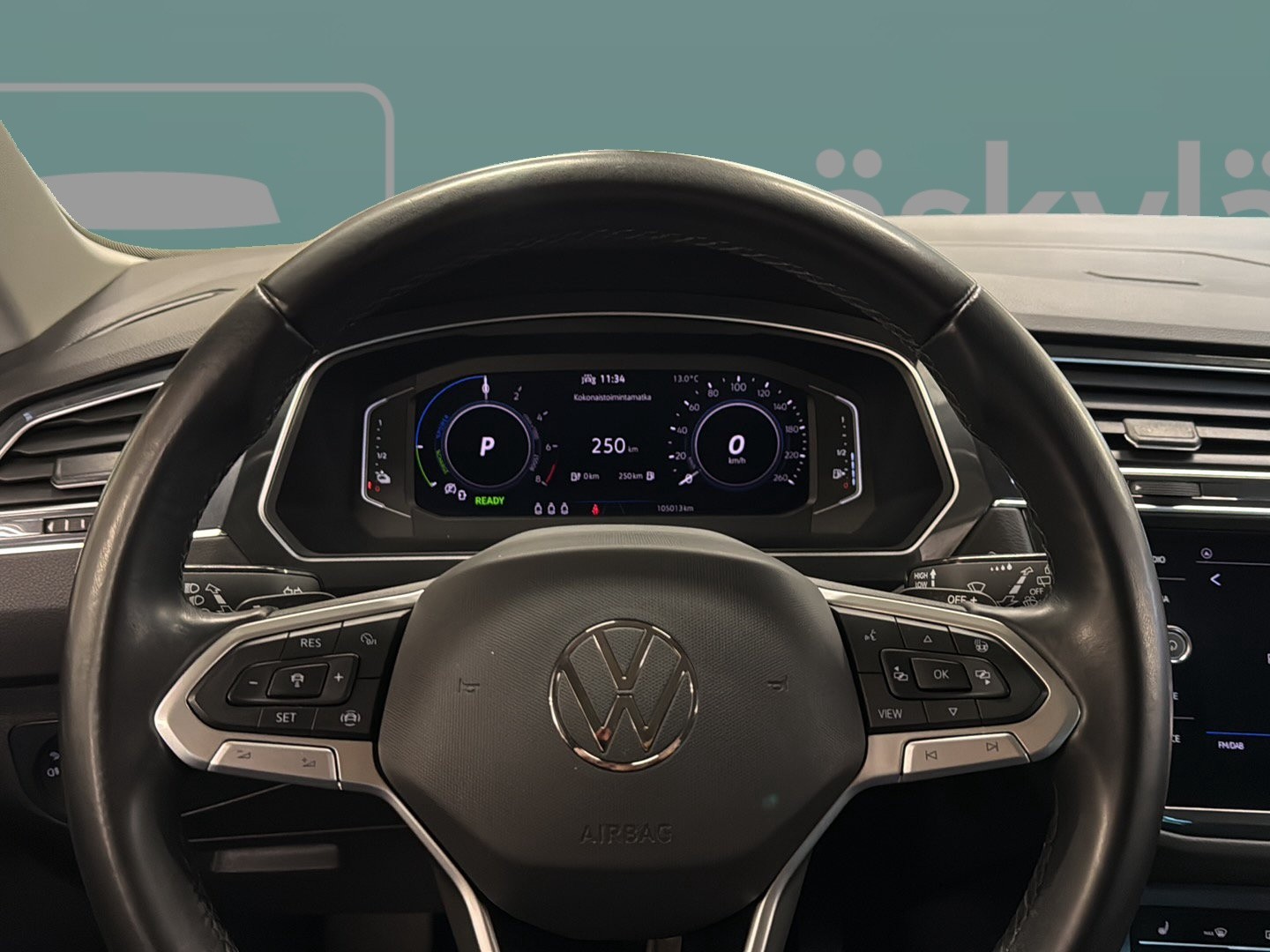 VOLKSWAGEN Tiguan 2021