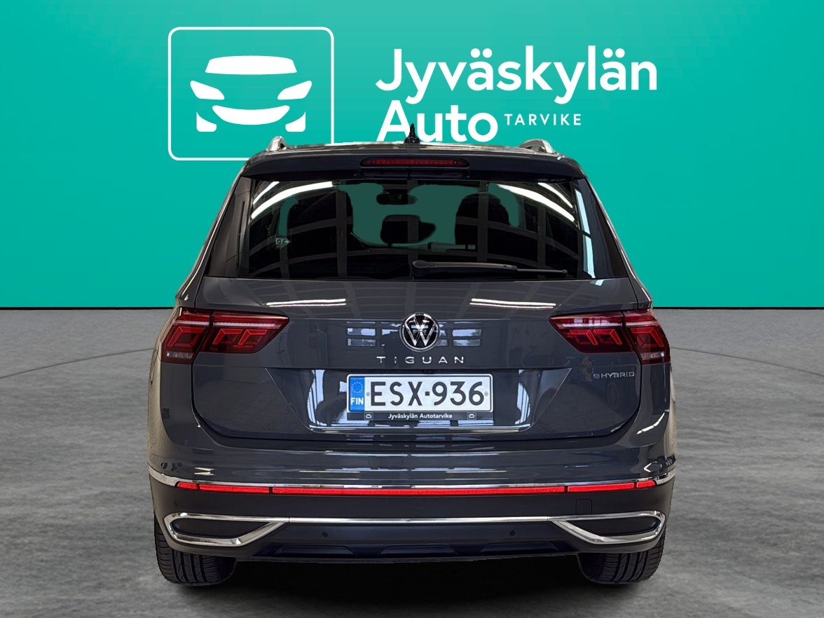 VOLKSWAGEN Tiguan 2021