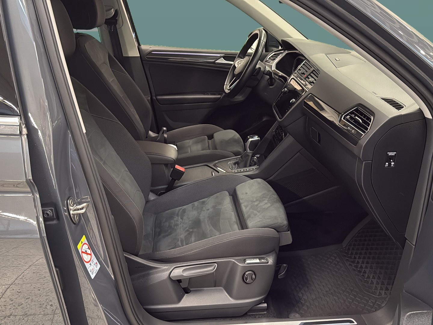 VOLKSWAGEN Tiguan 2021
