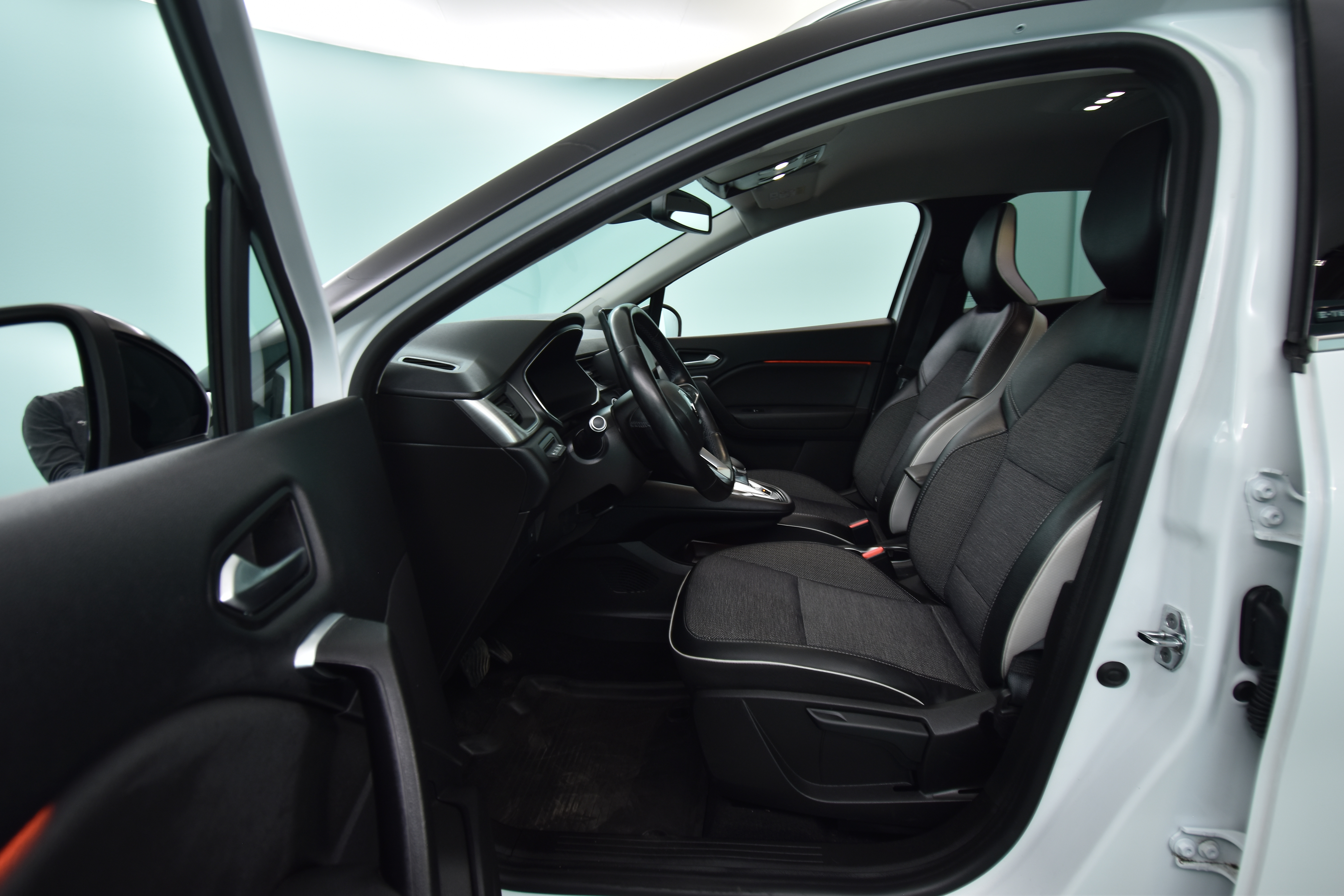 RENAULT Captur 2021