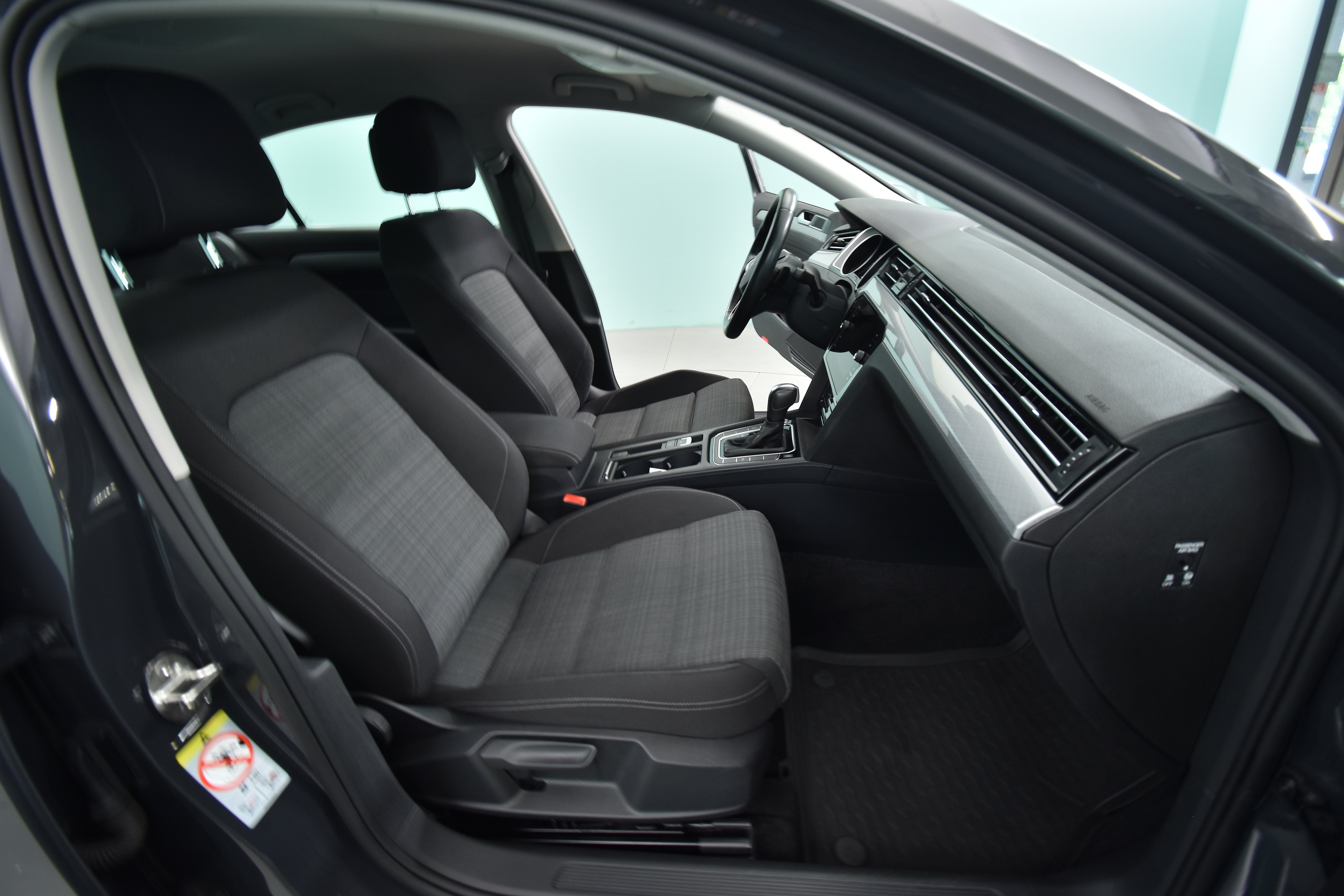 VOLKSWAGEN Passat 2021