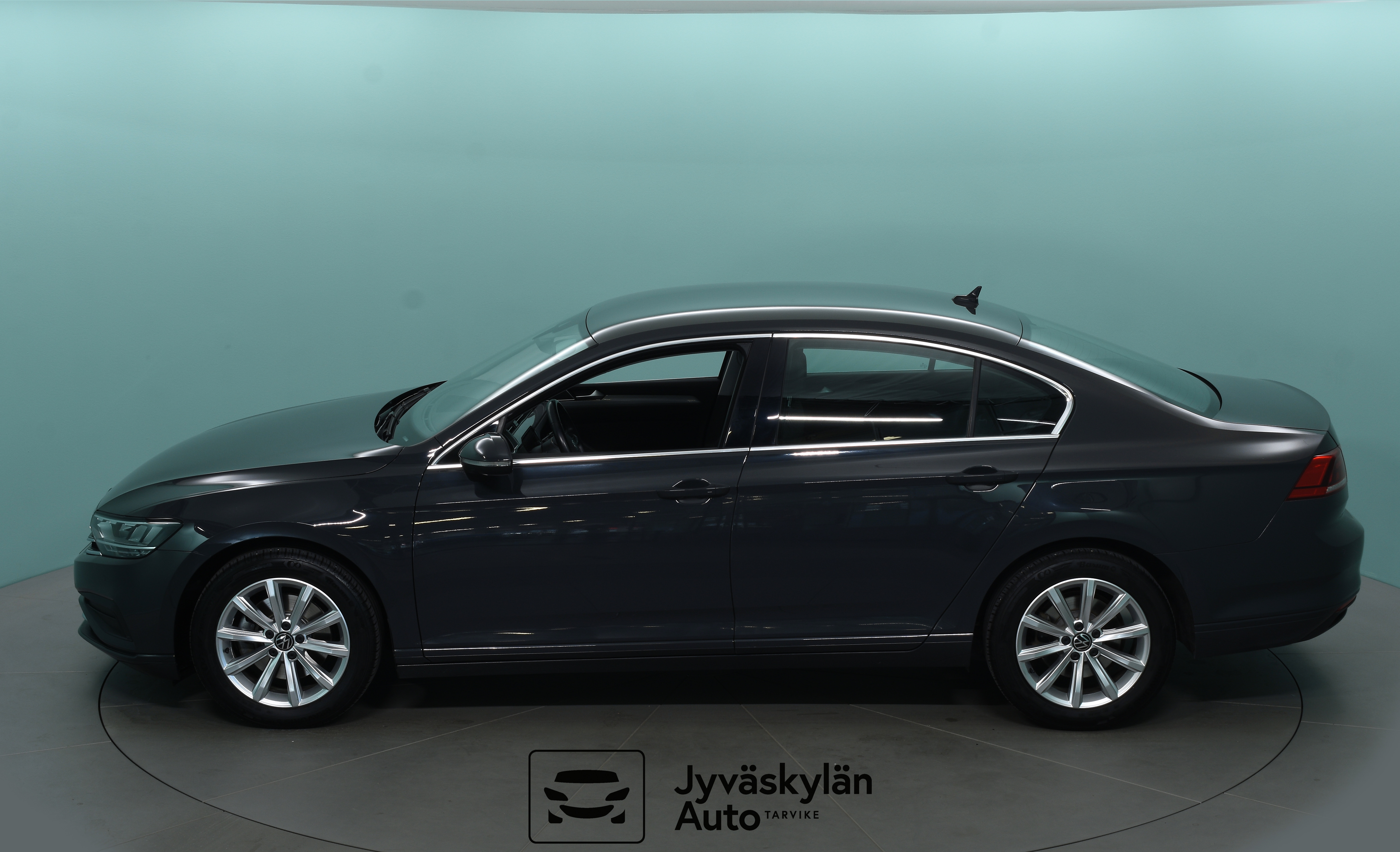VOLKSWAGEN Passat 2021