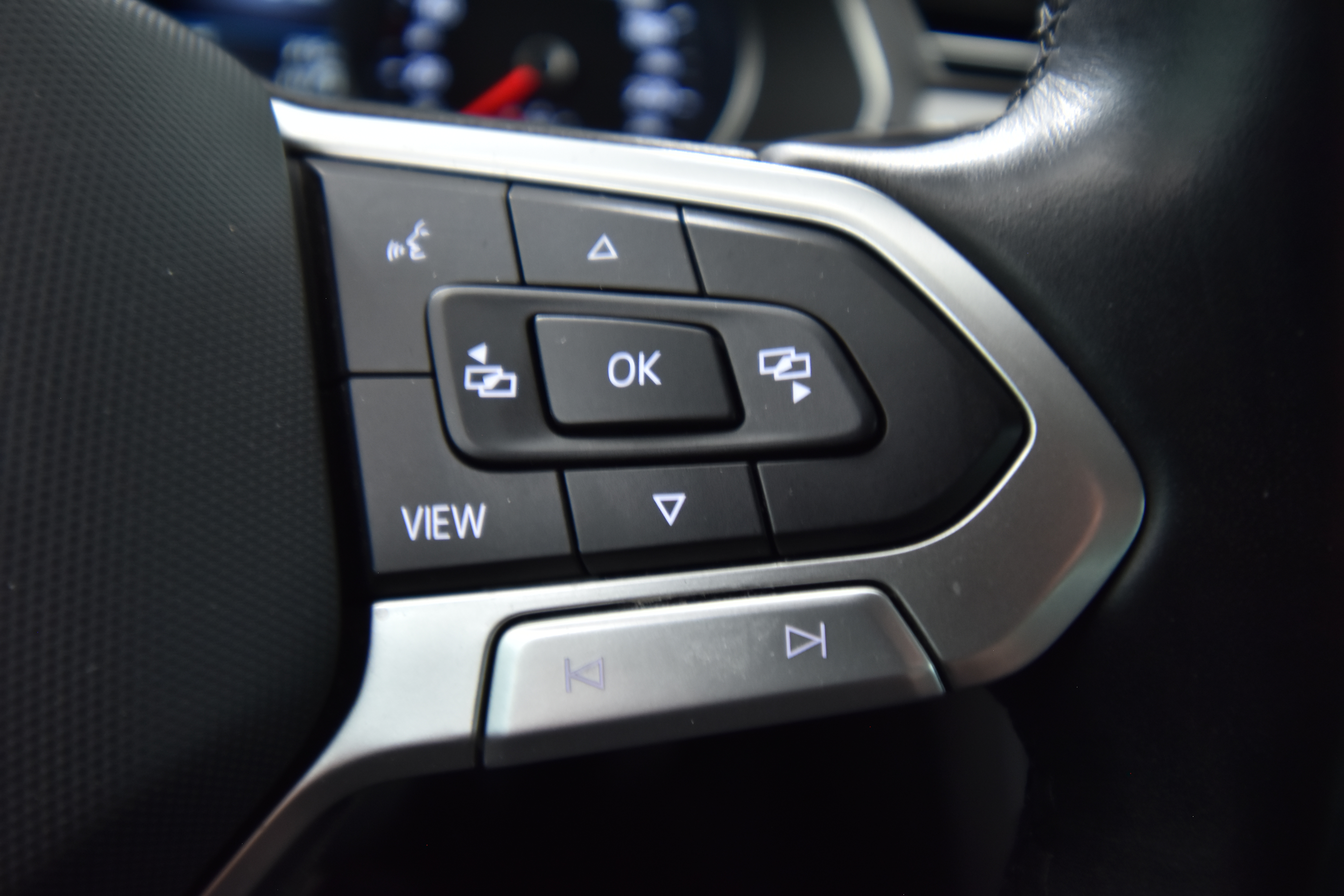 VOLKSWAGEN Passat 2021