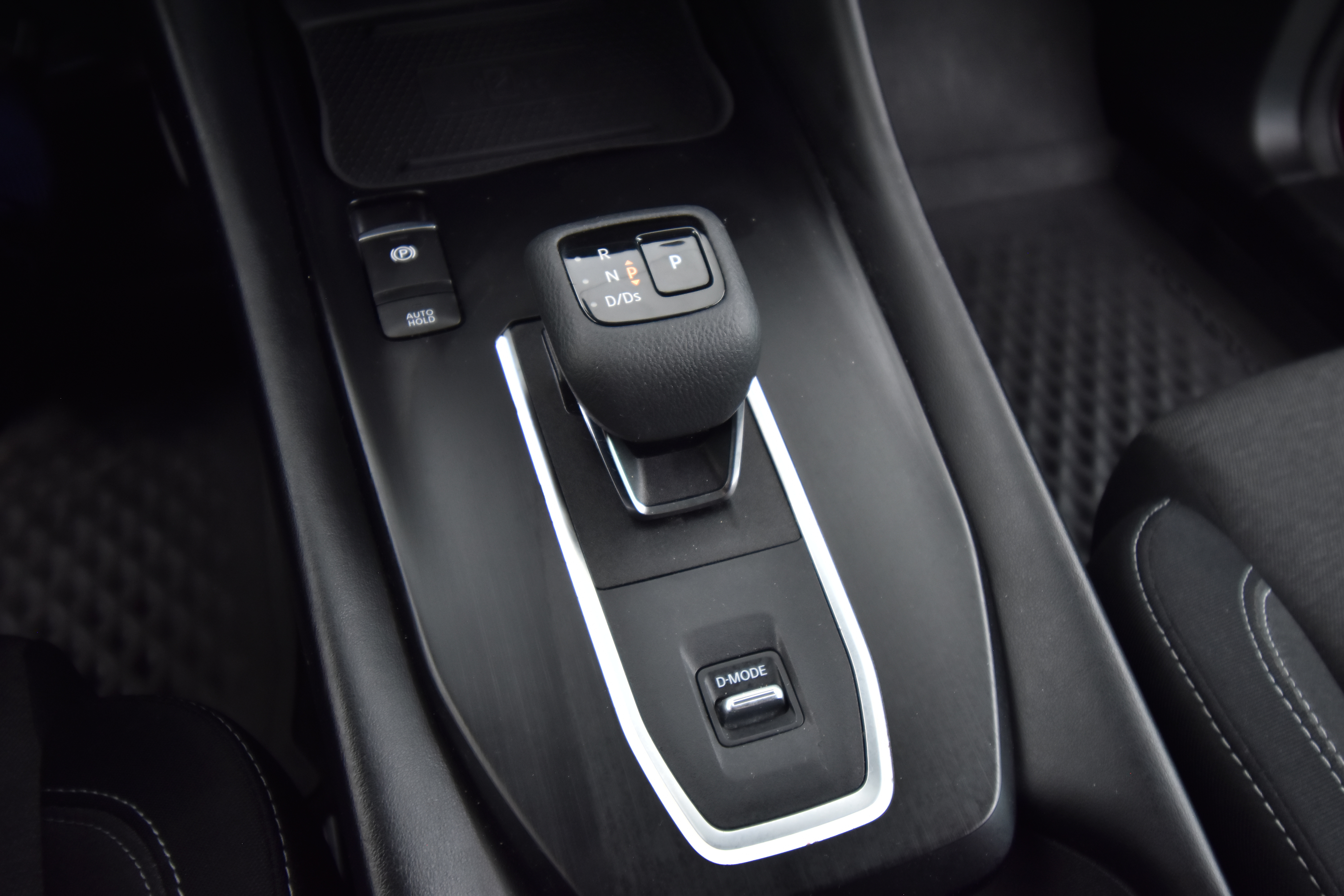 NISSAN Qashqai 2023