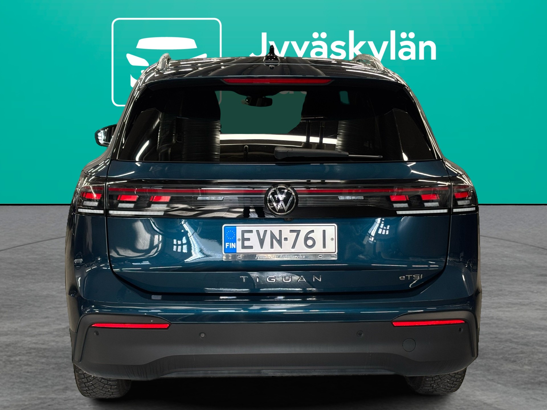 VOLKSWAGEN Tiguan 2024