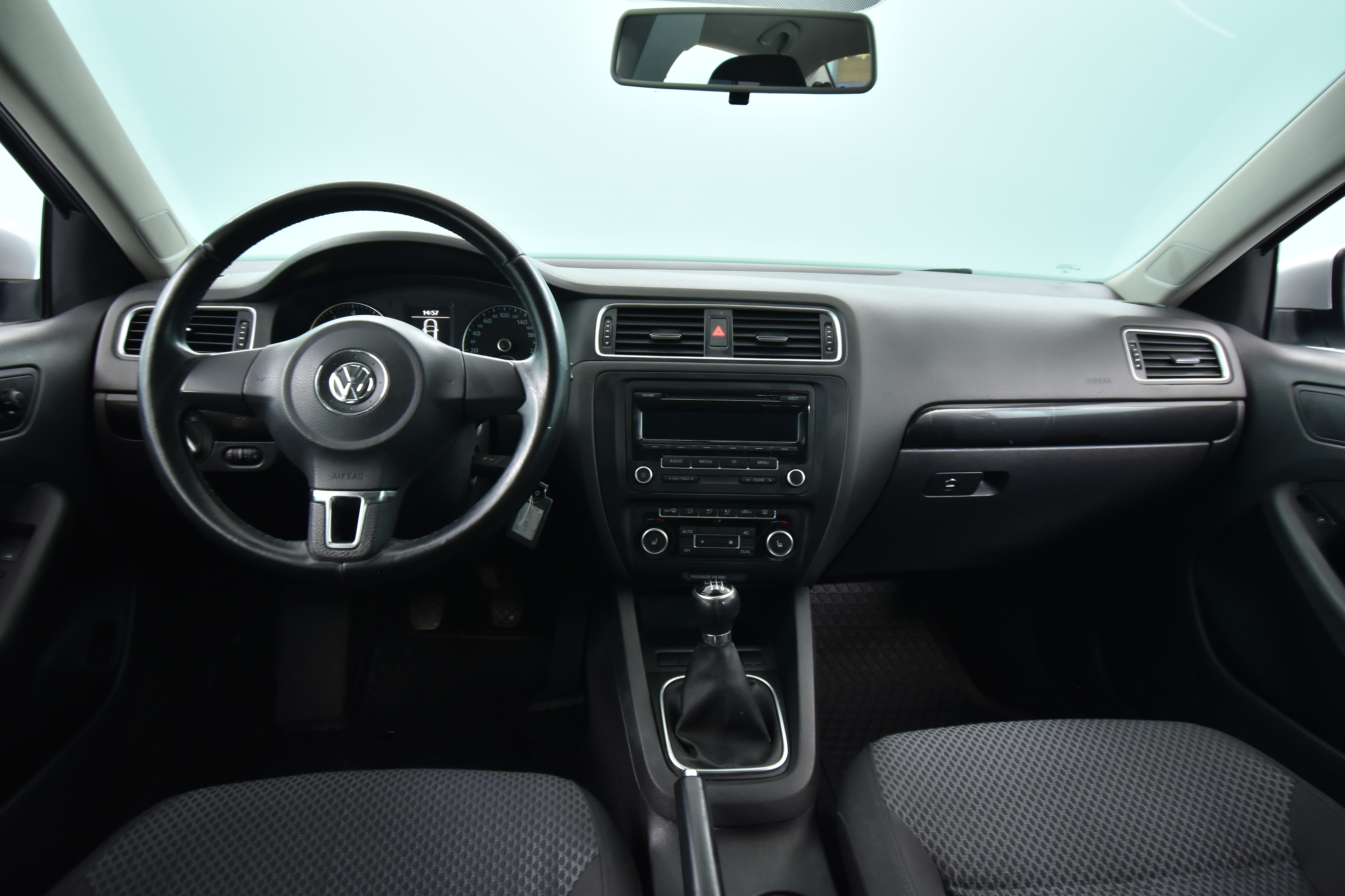 VOLKSWAGEN Jetta 2013