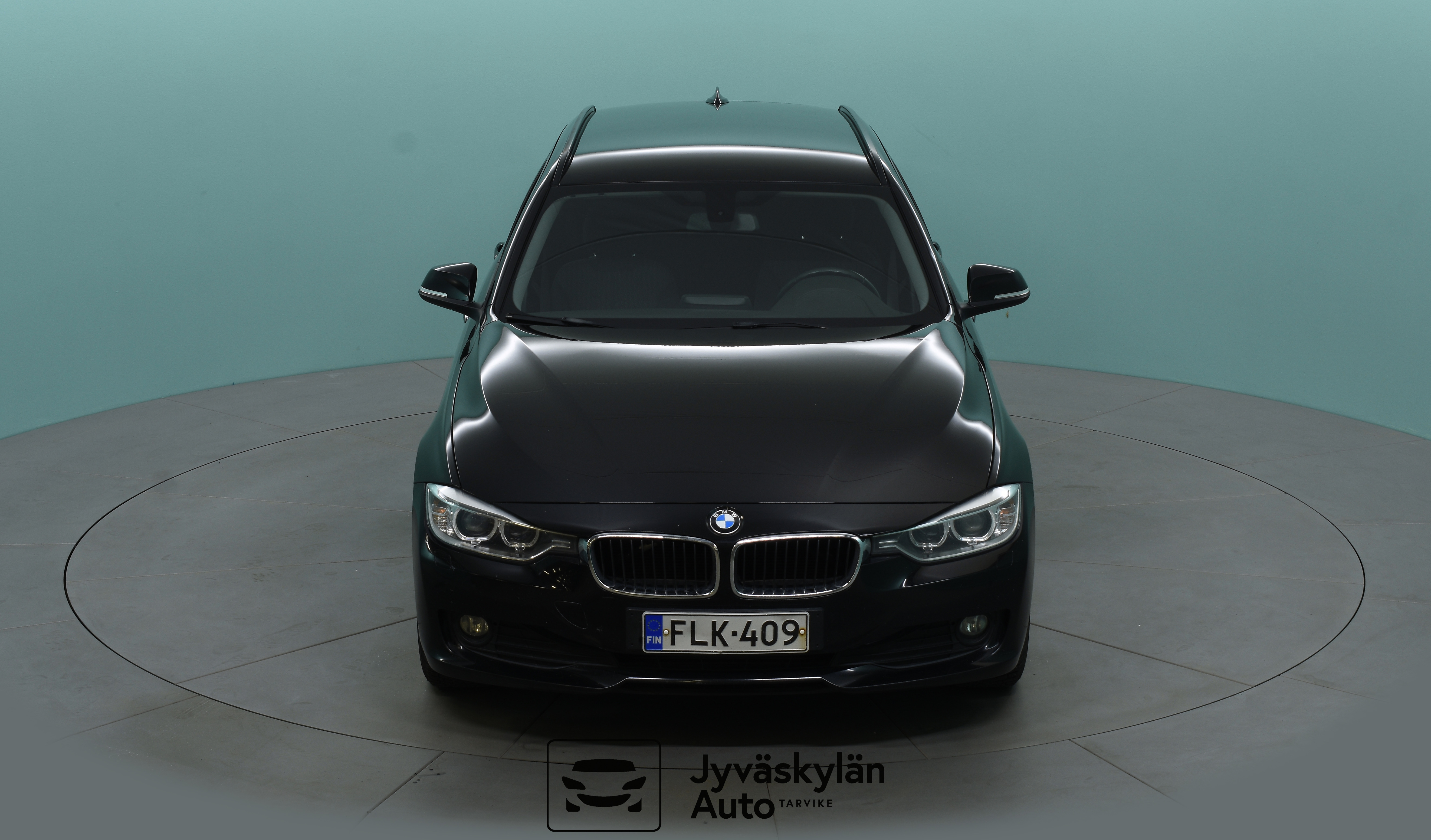 BMW 318 2014