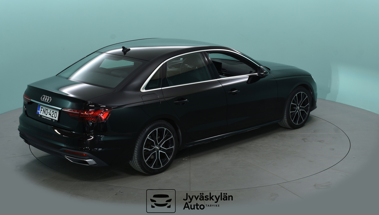 AUDI A4 2022