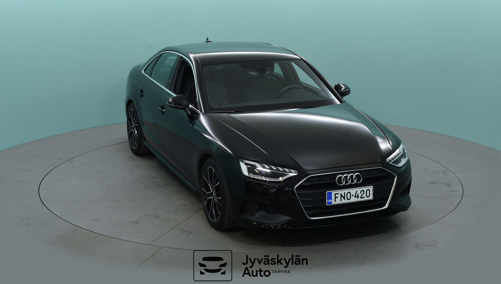 AUDI A4 2022