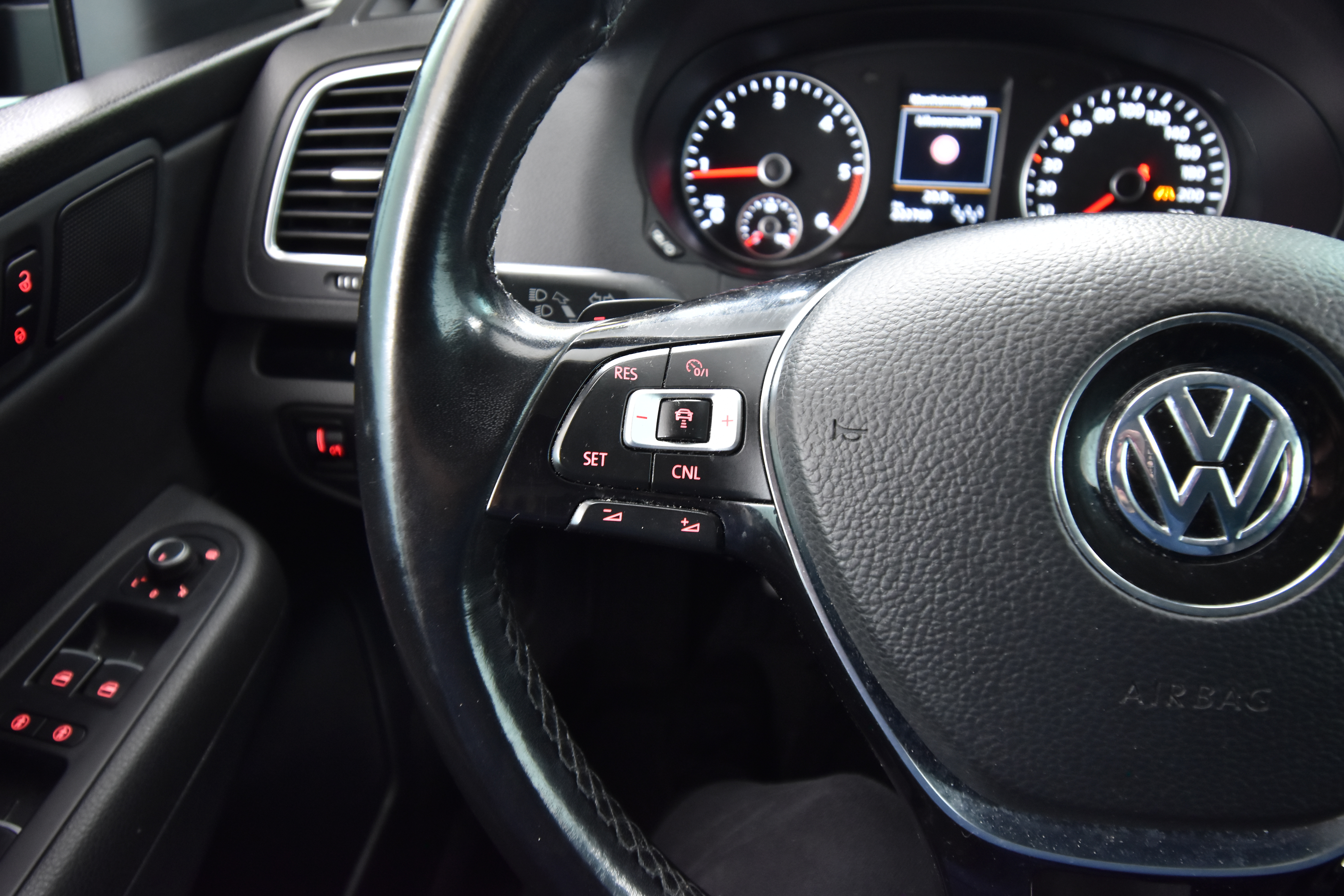 VOLKSWAGEN Sharan 2020