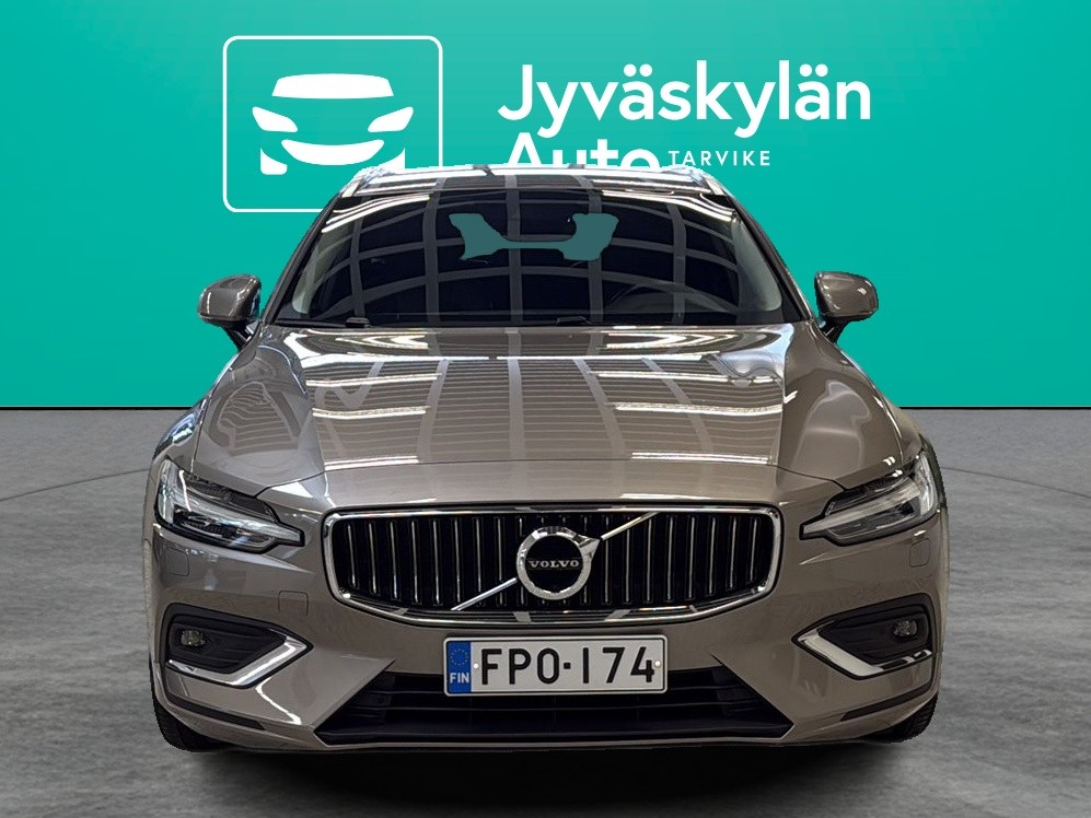 VOLVO V60 2020