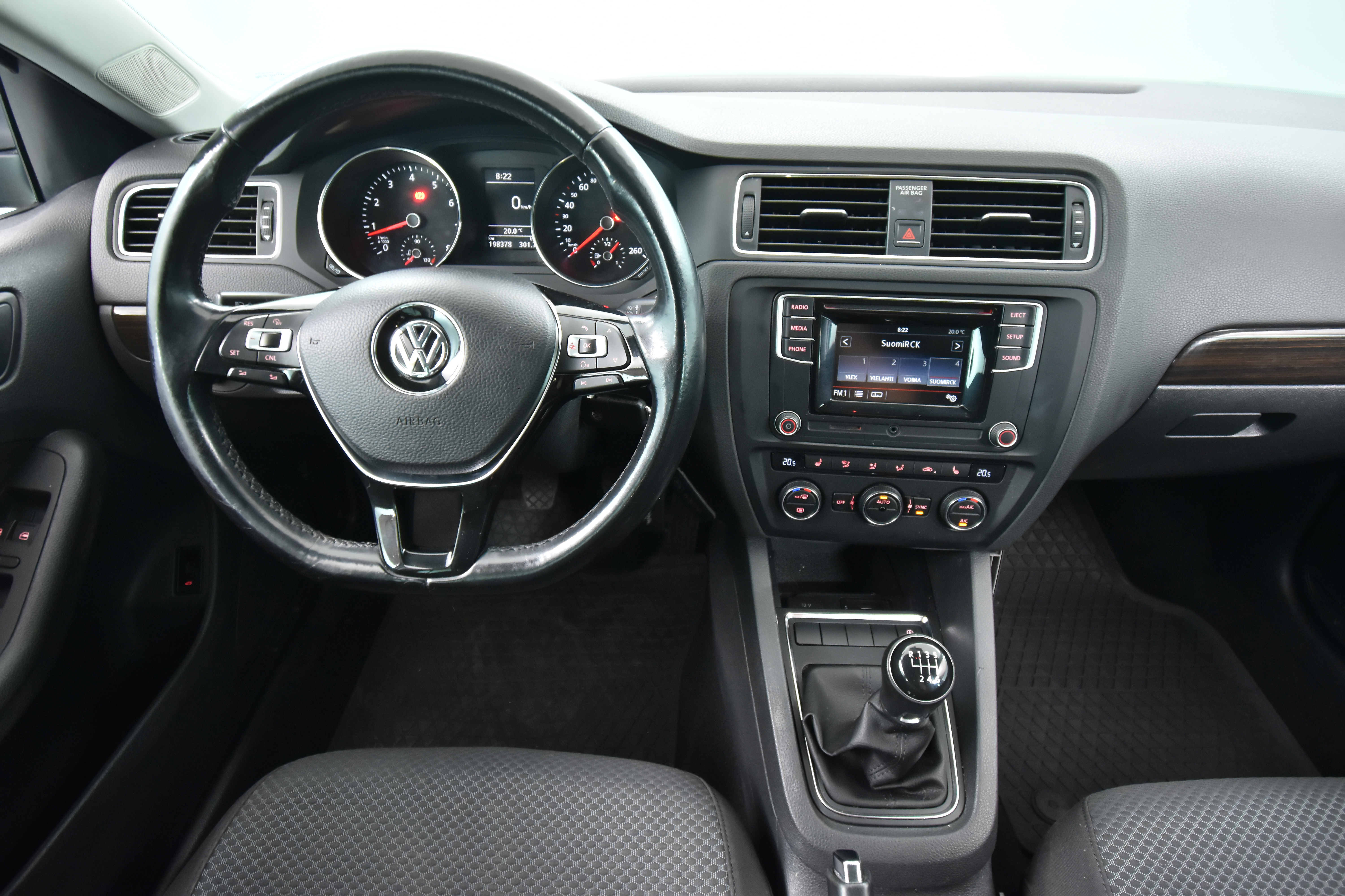 VOLKSWAGEN Jetta 2017