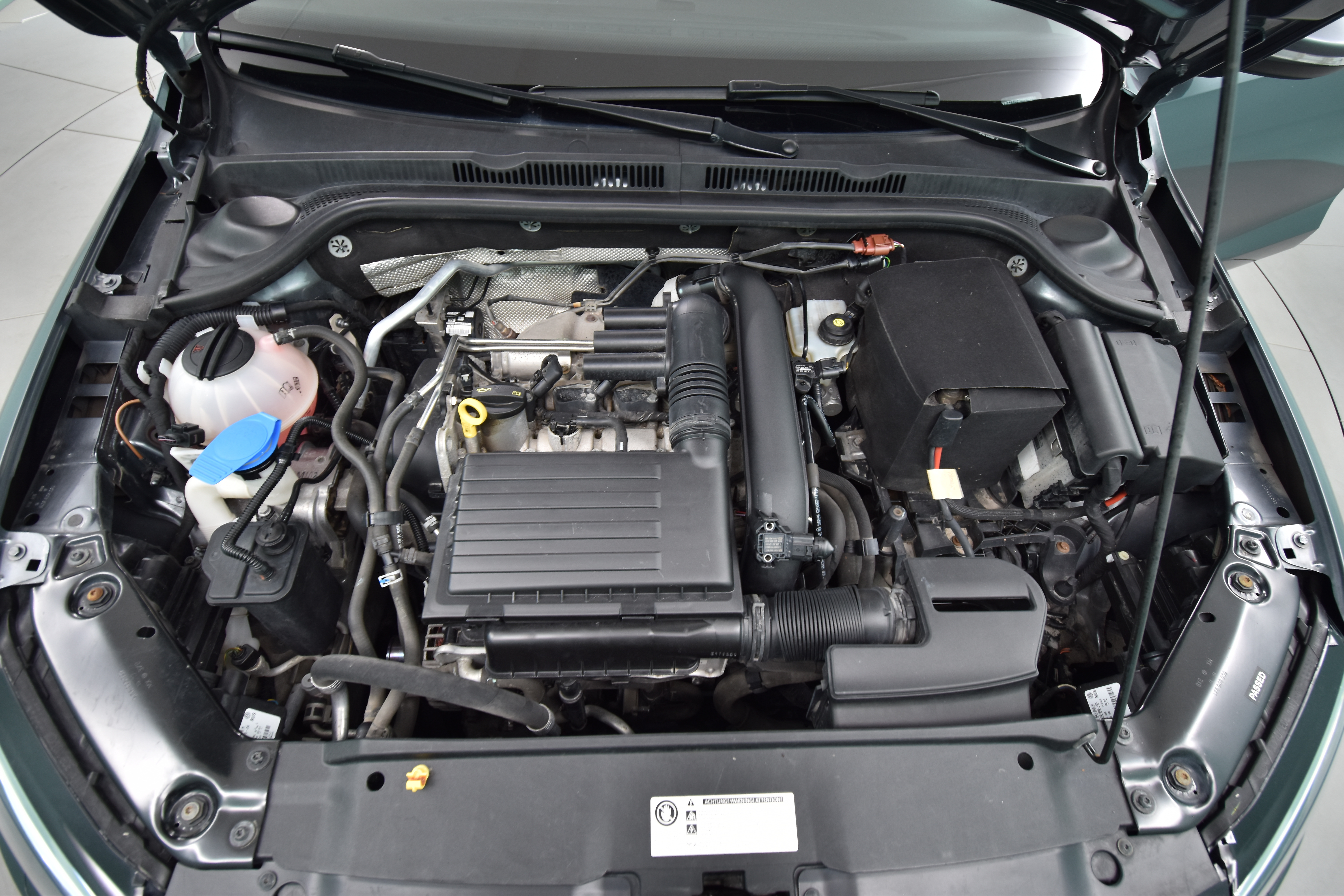 VOLKSWAGEN Jetta 2017