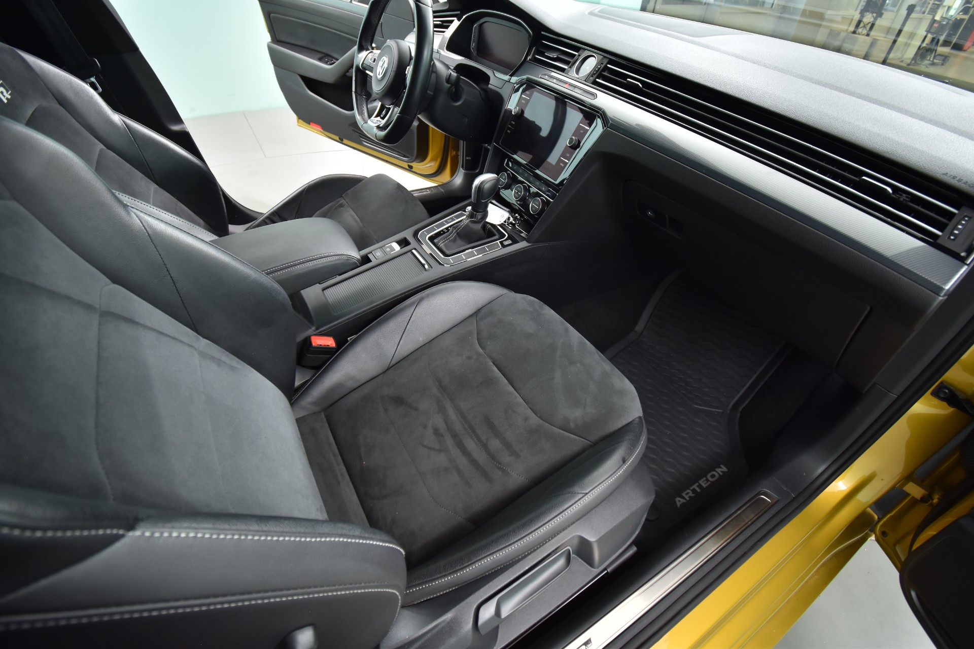 VOLKSWAGEN Arteon 2020