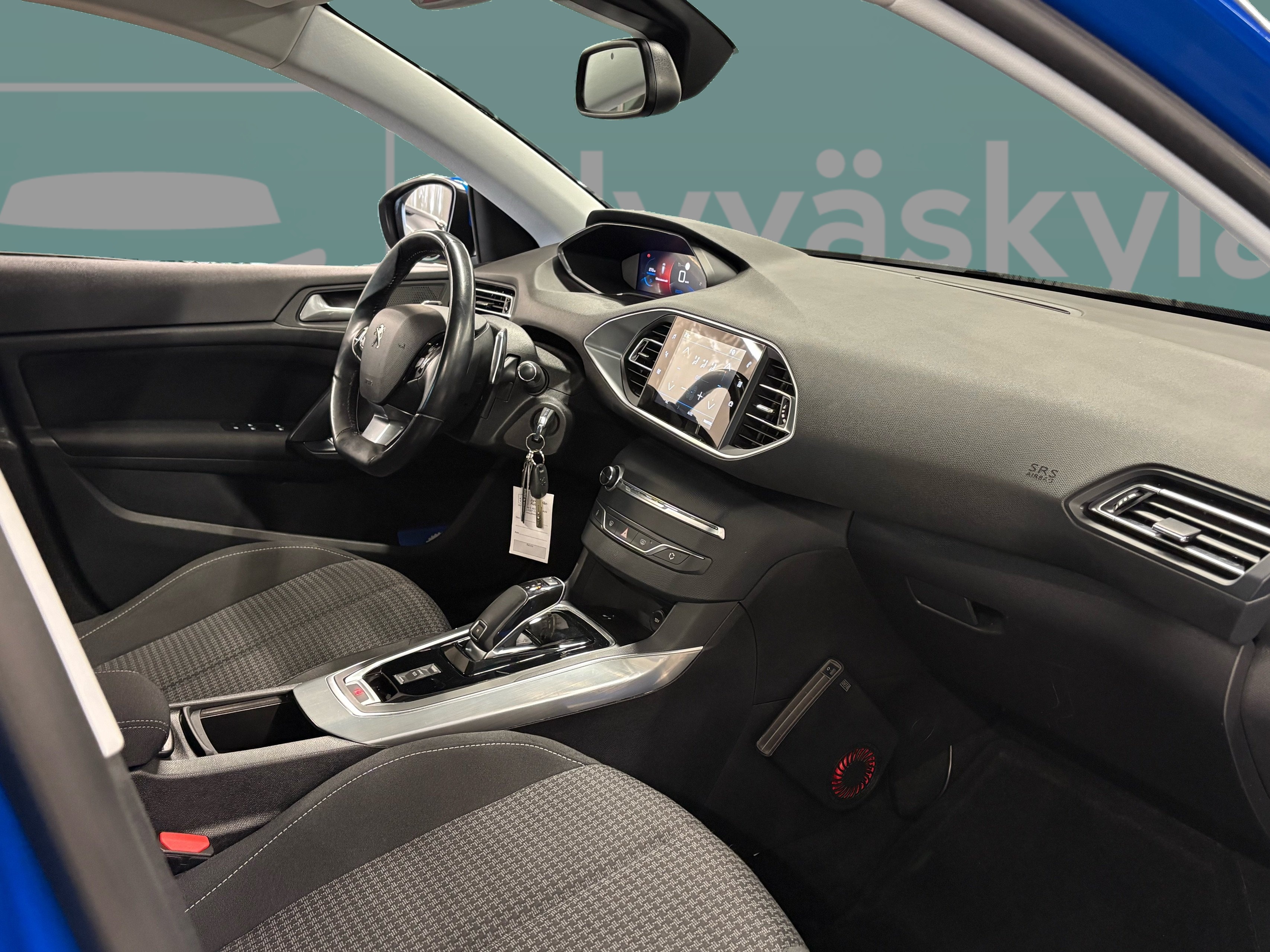 PEUGEOT 308 2020