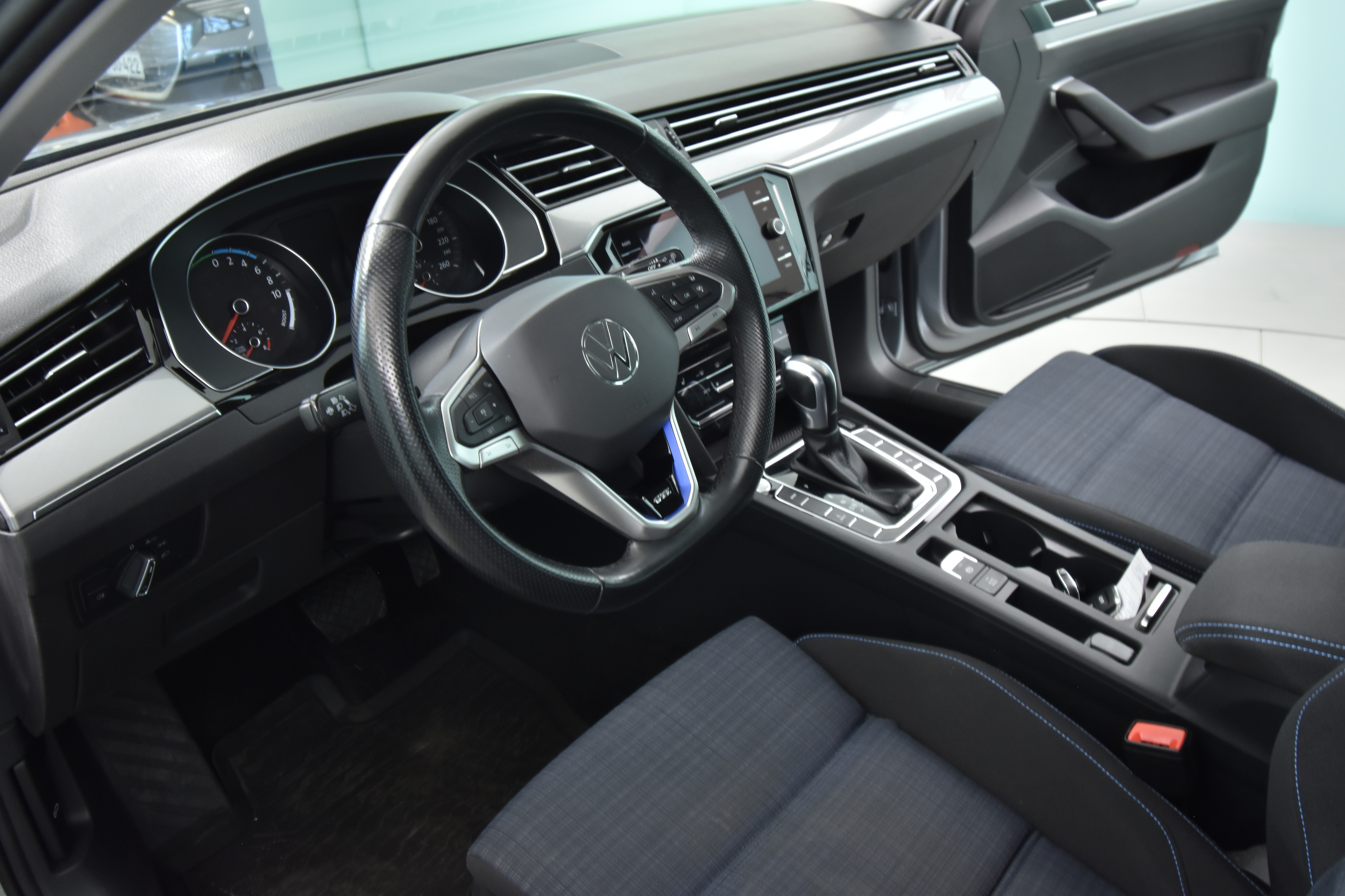 VOLKSWAGEN Passat 2021