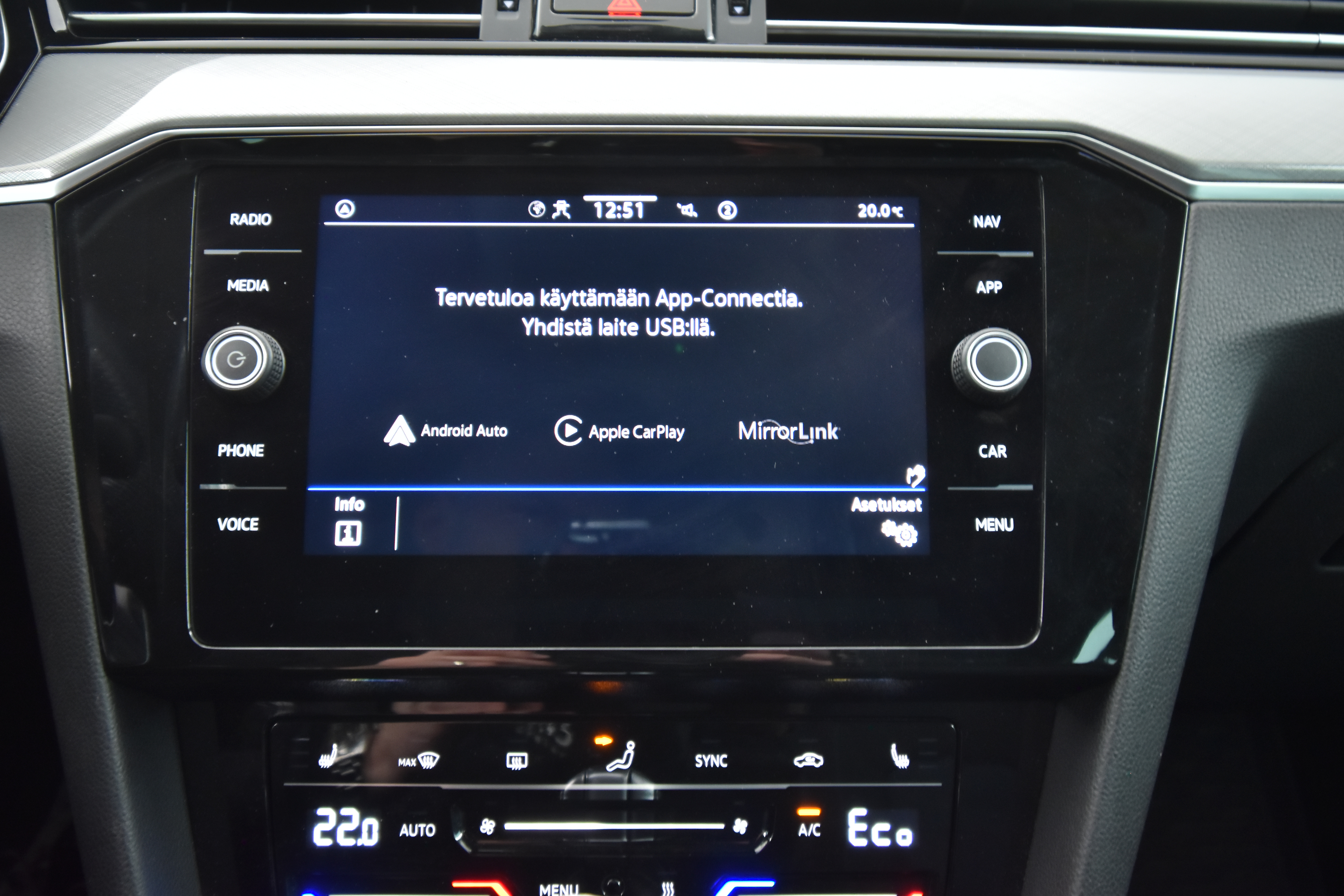 VOLKSWAGEN Passat 2021