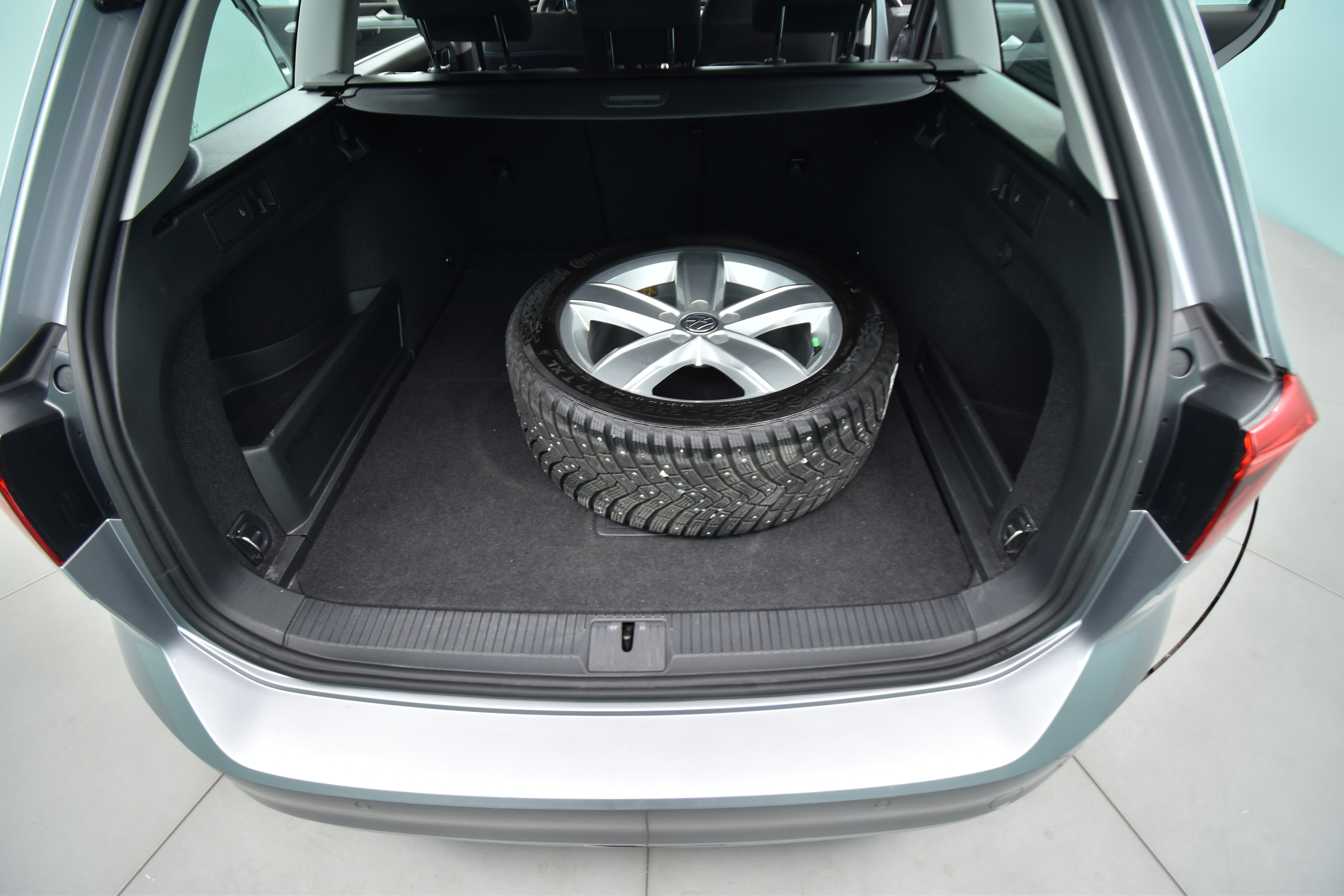 VOLKSWAGEN Passat 2021
