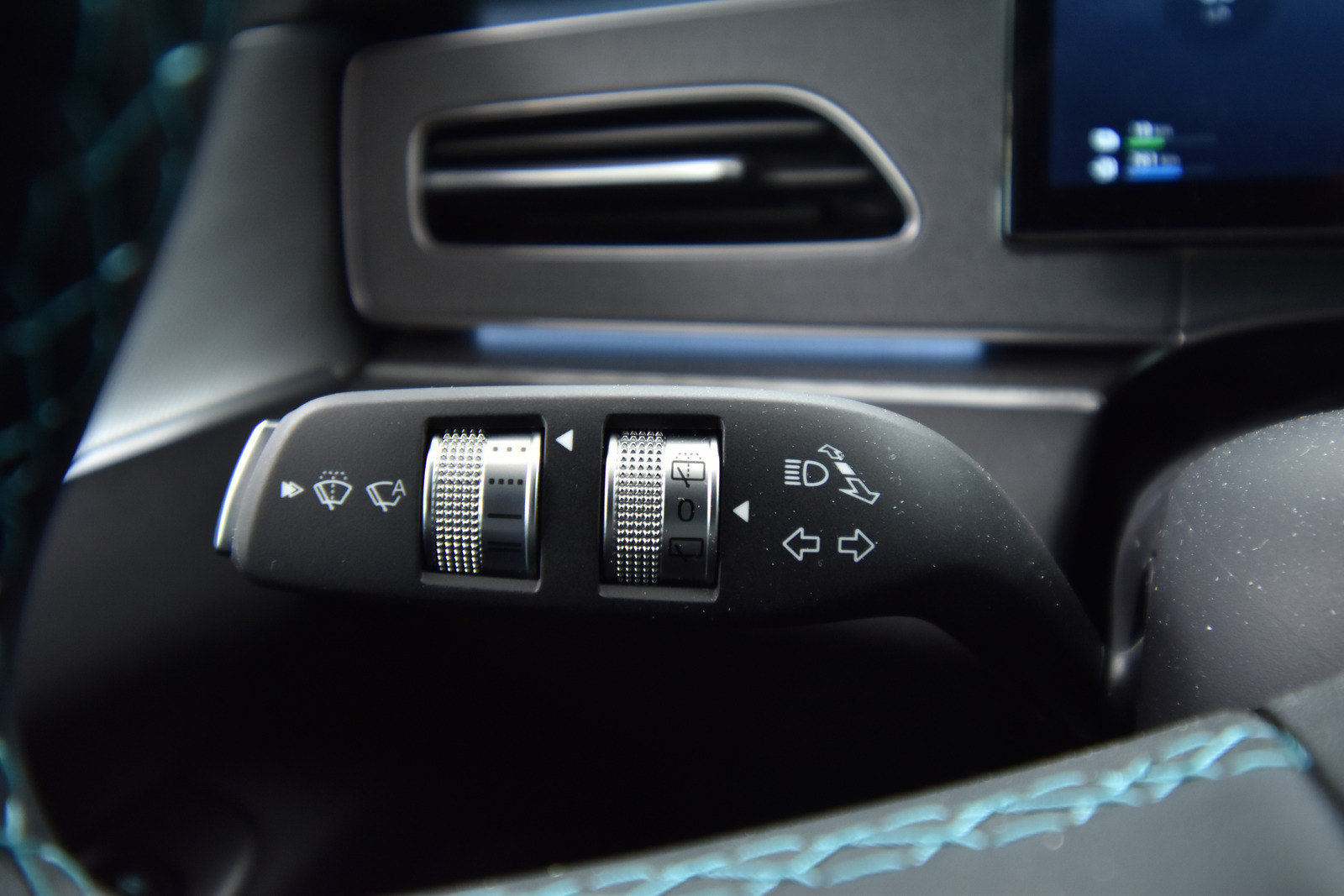 BYD Seal 6 DM-i 2025