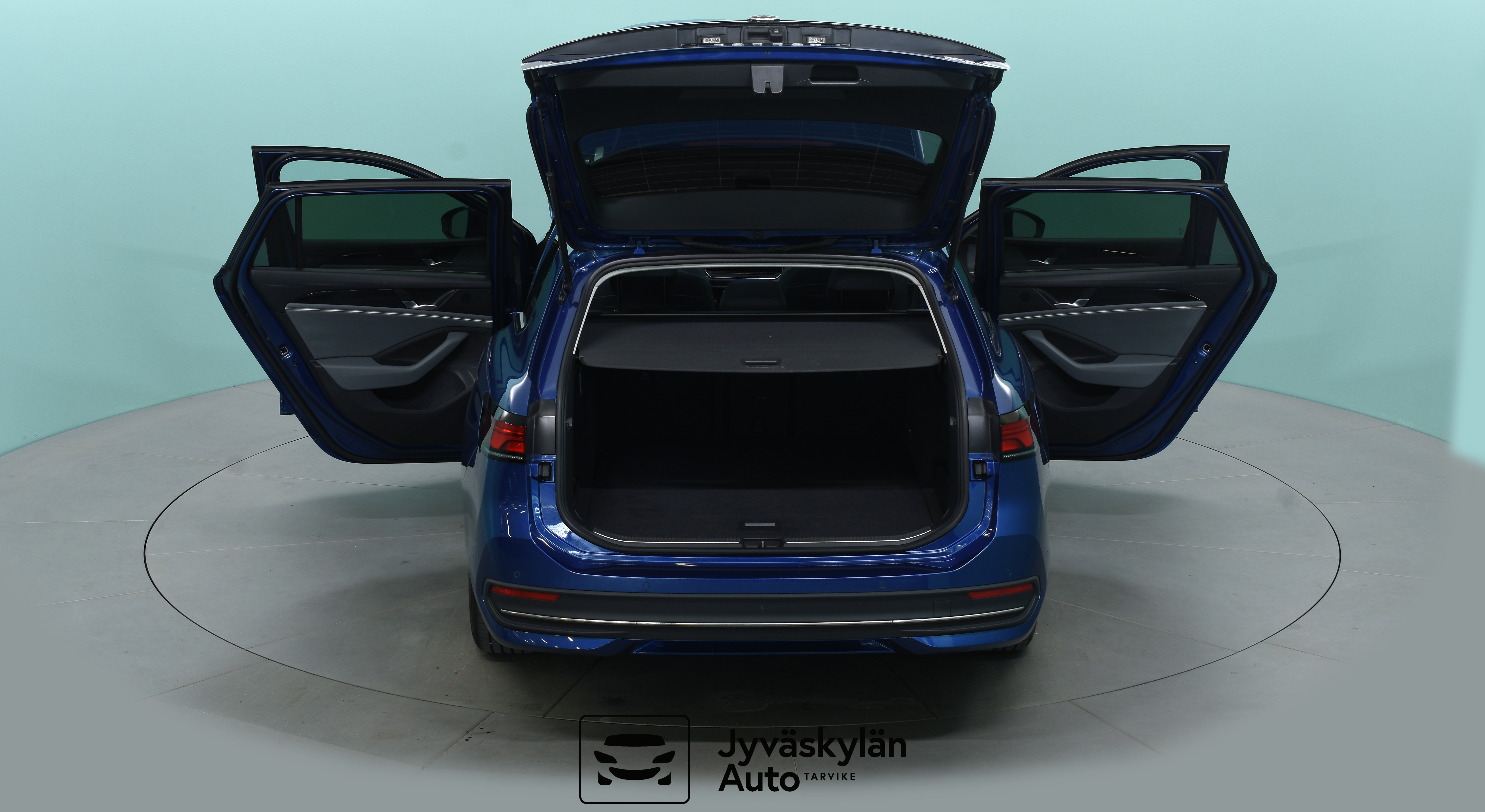VOLKSWAGEN Passat 2024