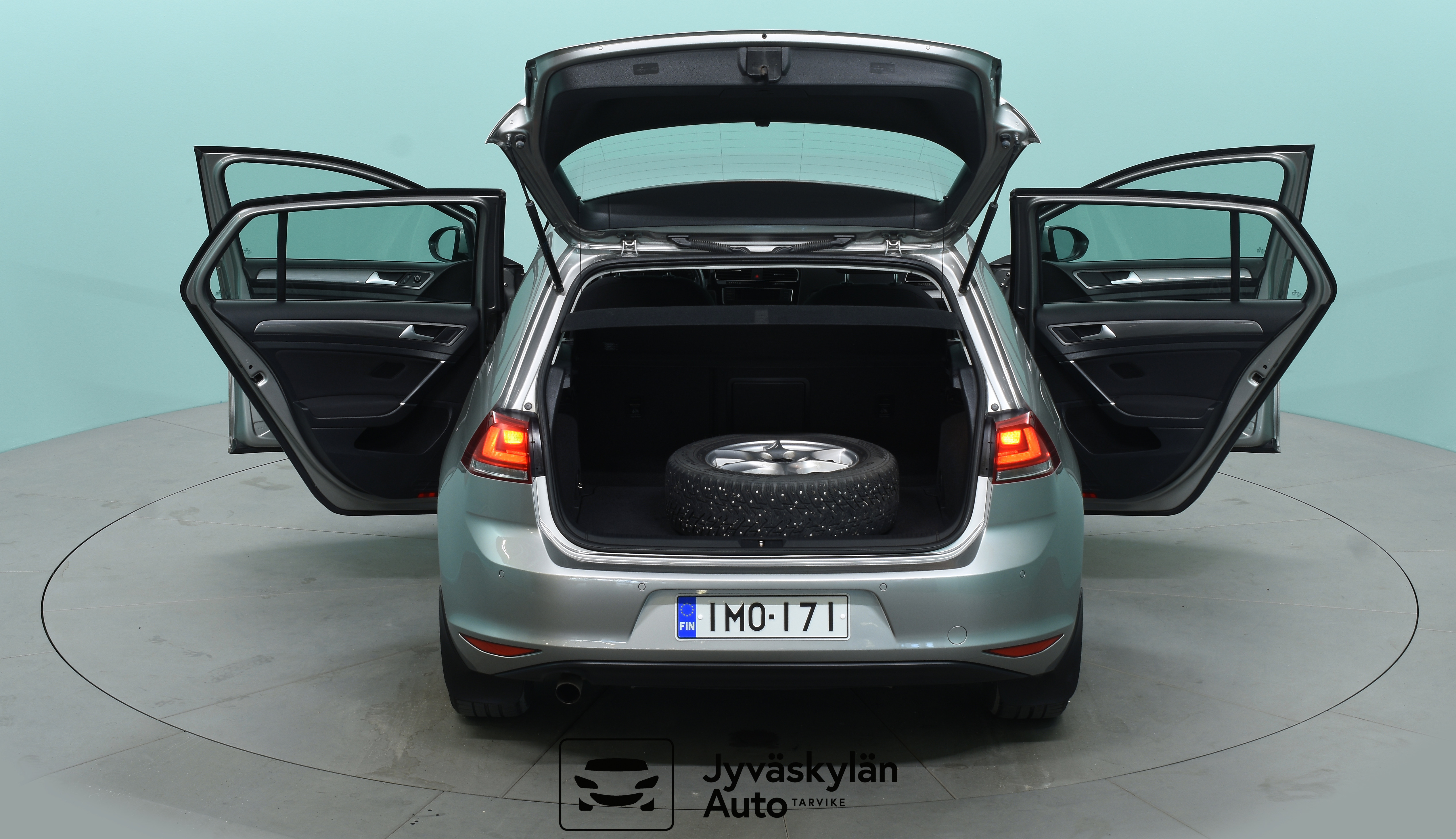 VOLKSWAGEN Golf 2016