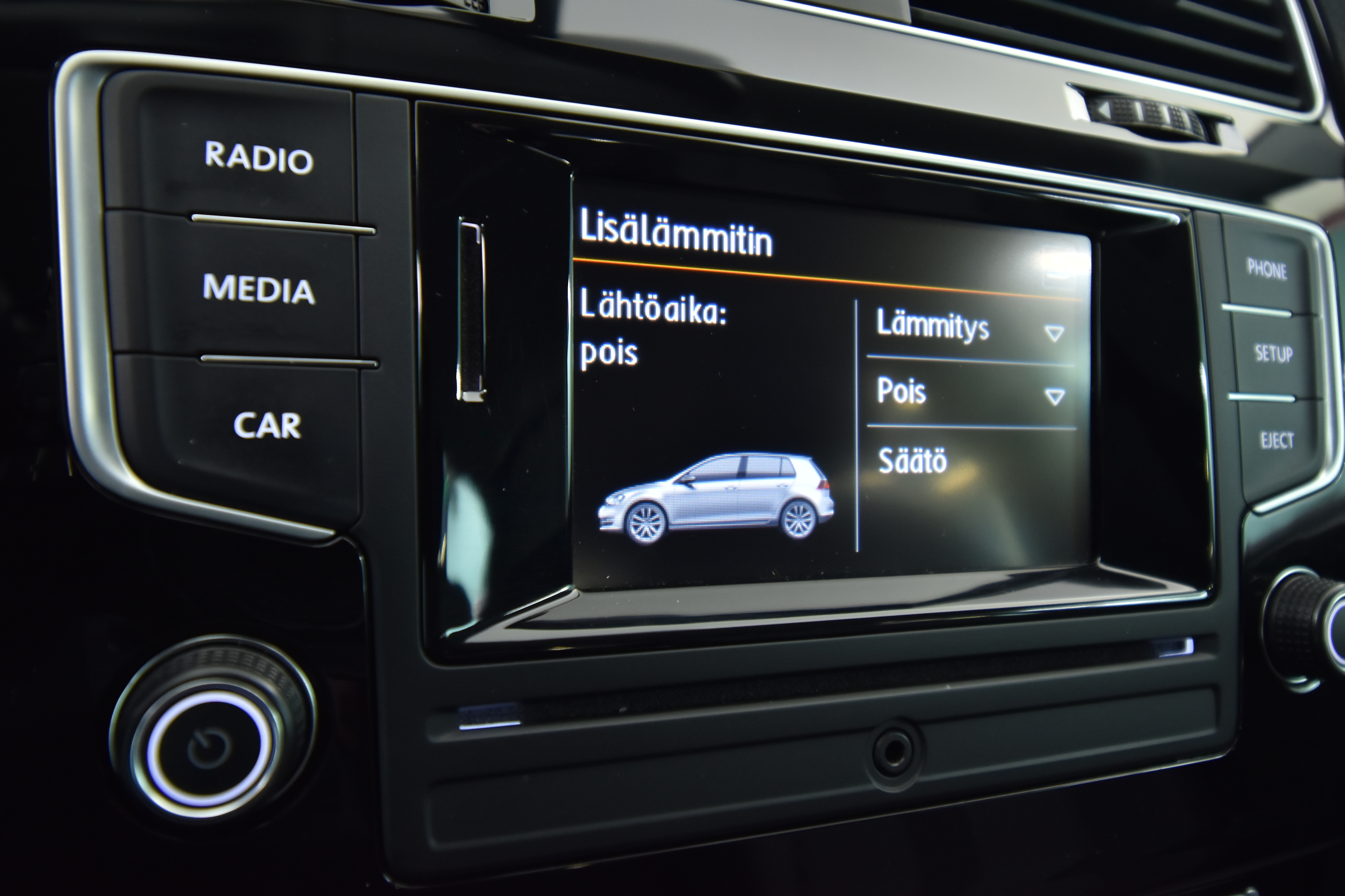 VOLKSWAGEN Golf 2016