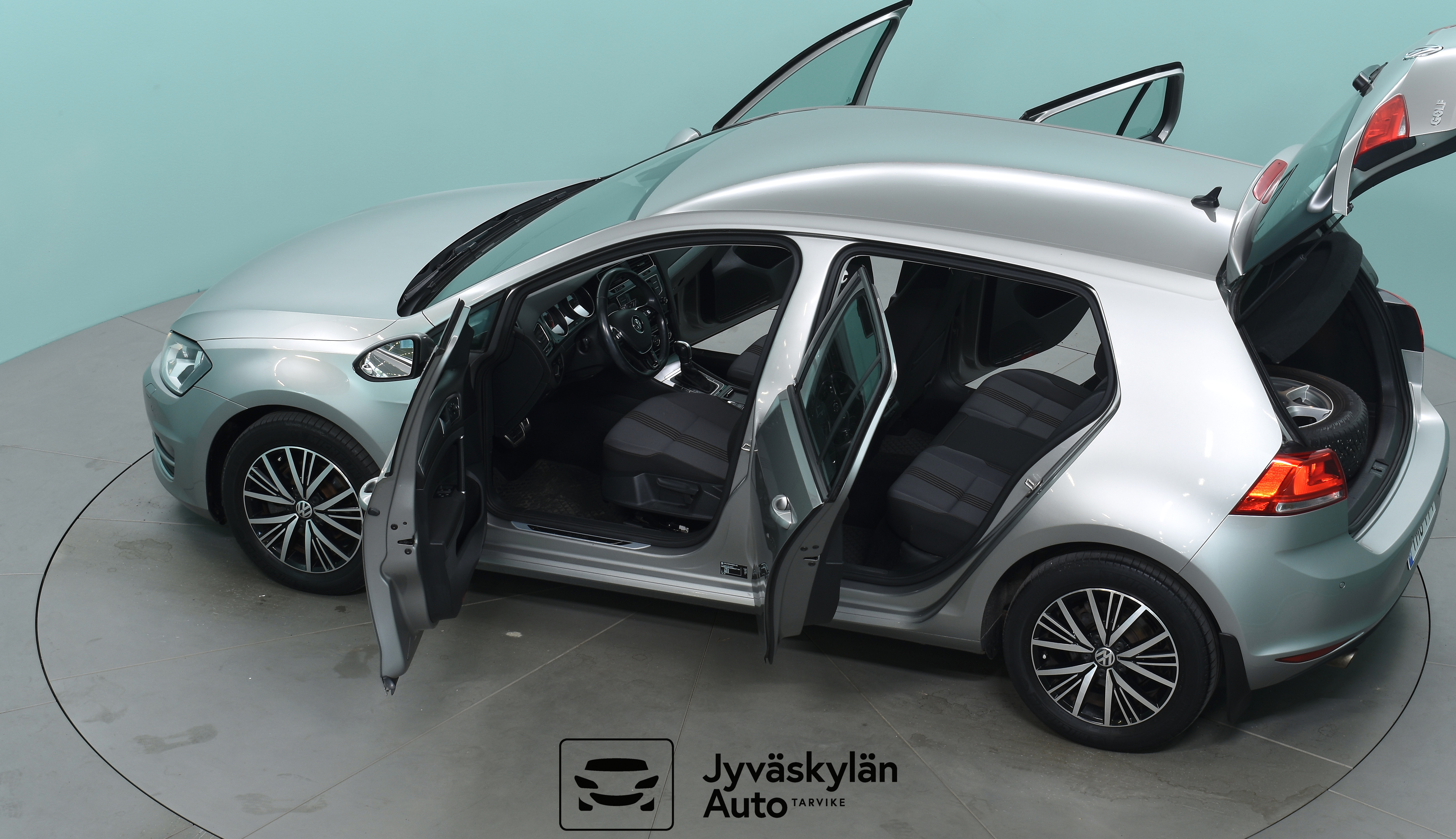 VOLKSWAGEN Golf 2016