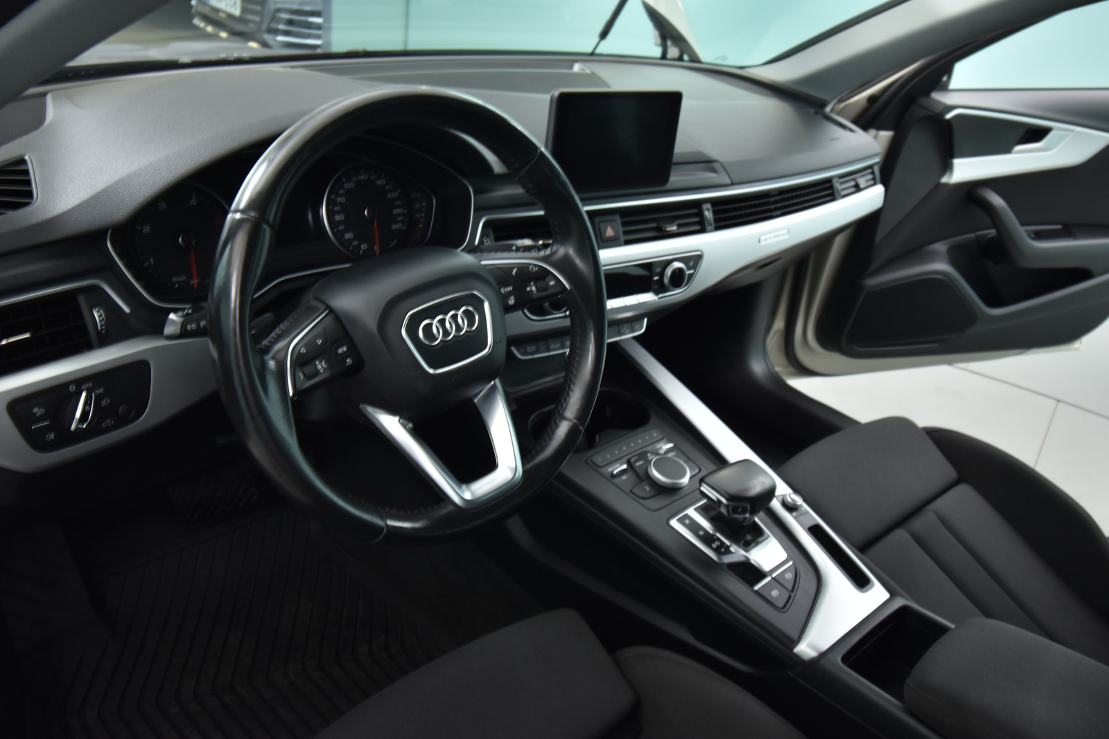 AUDI A4 allroad quattro 2017