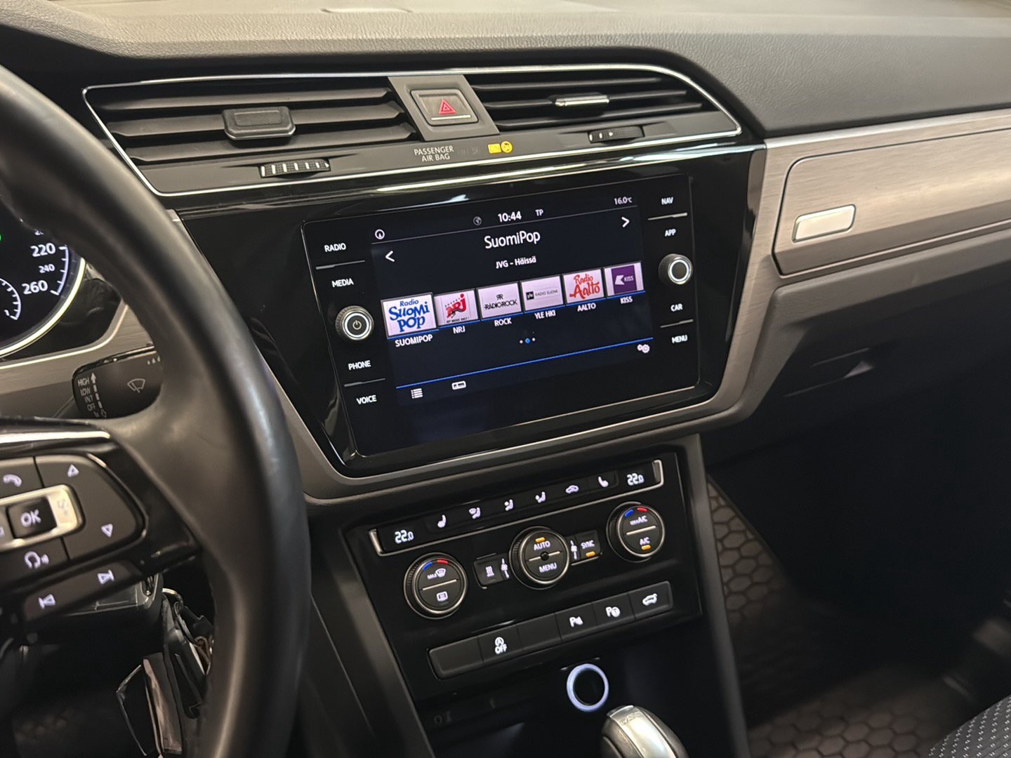 VOLKSWAGEN Touran 2018