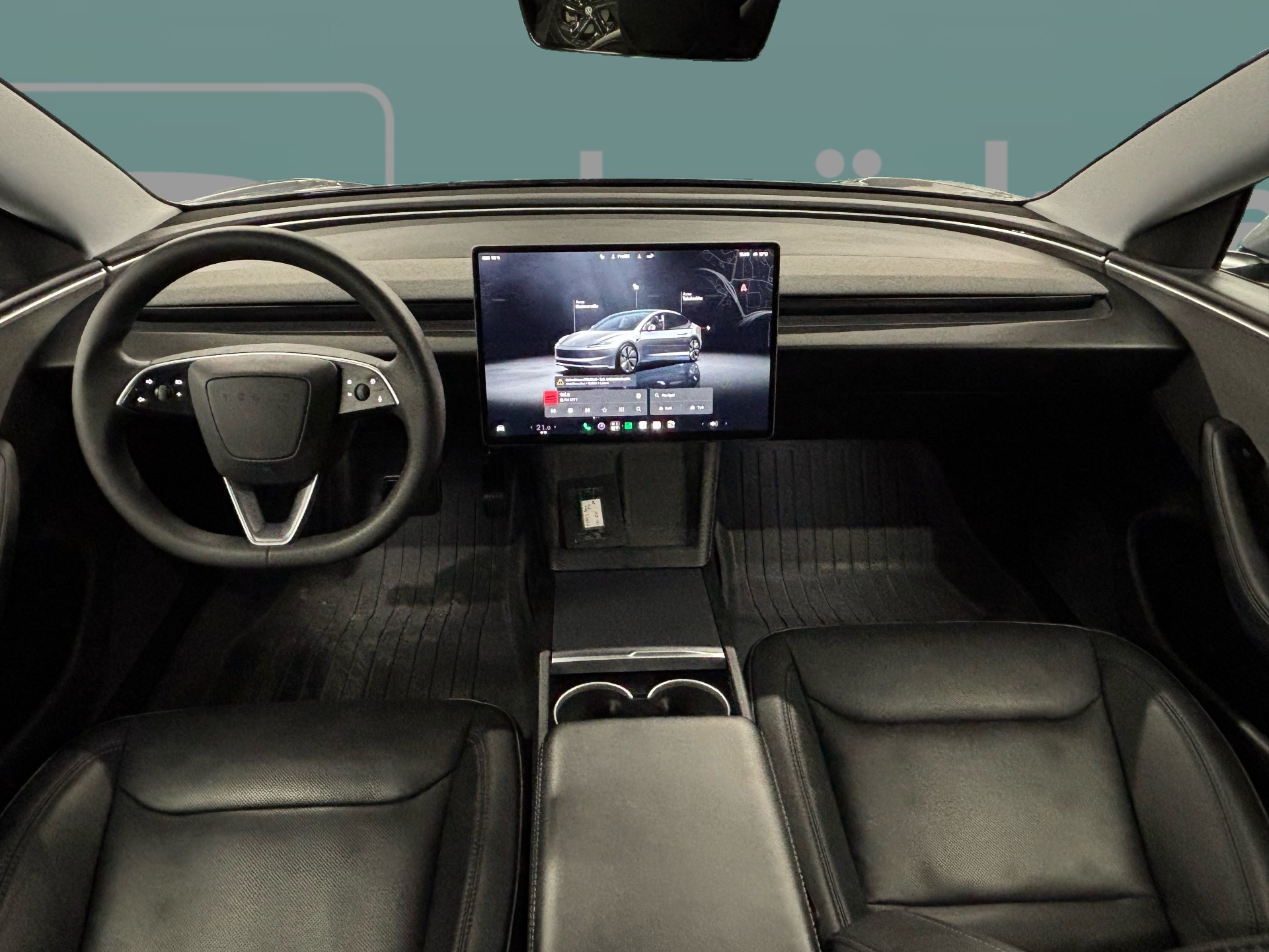 TESLA Model 3 2024