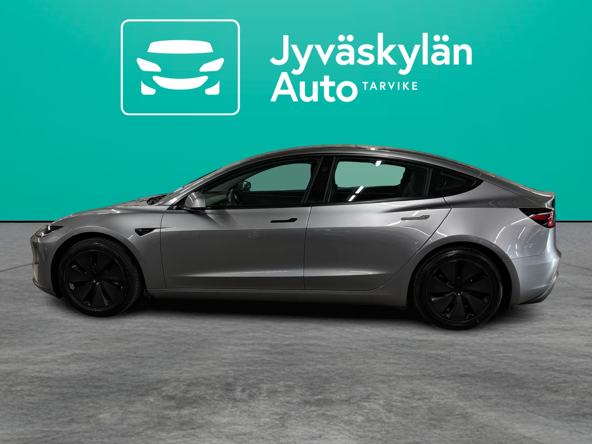 TESLA Model 3 2024