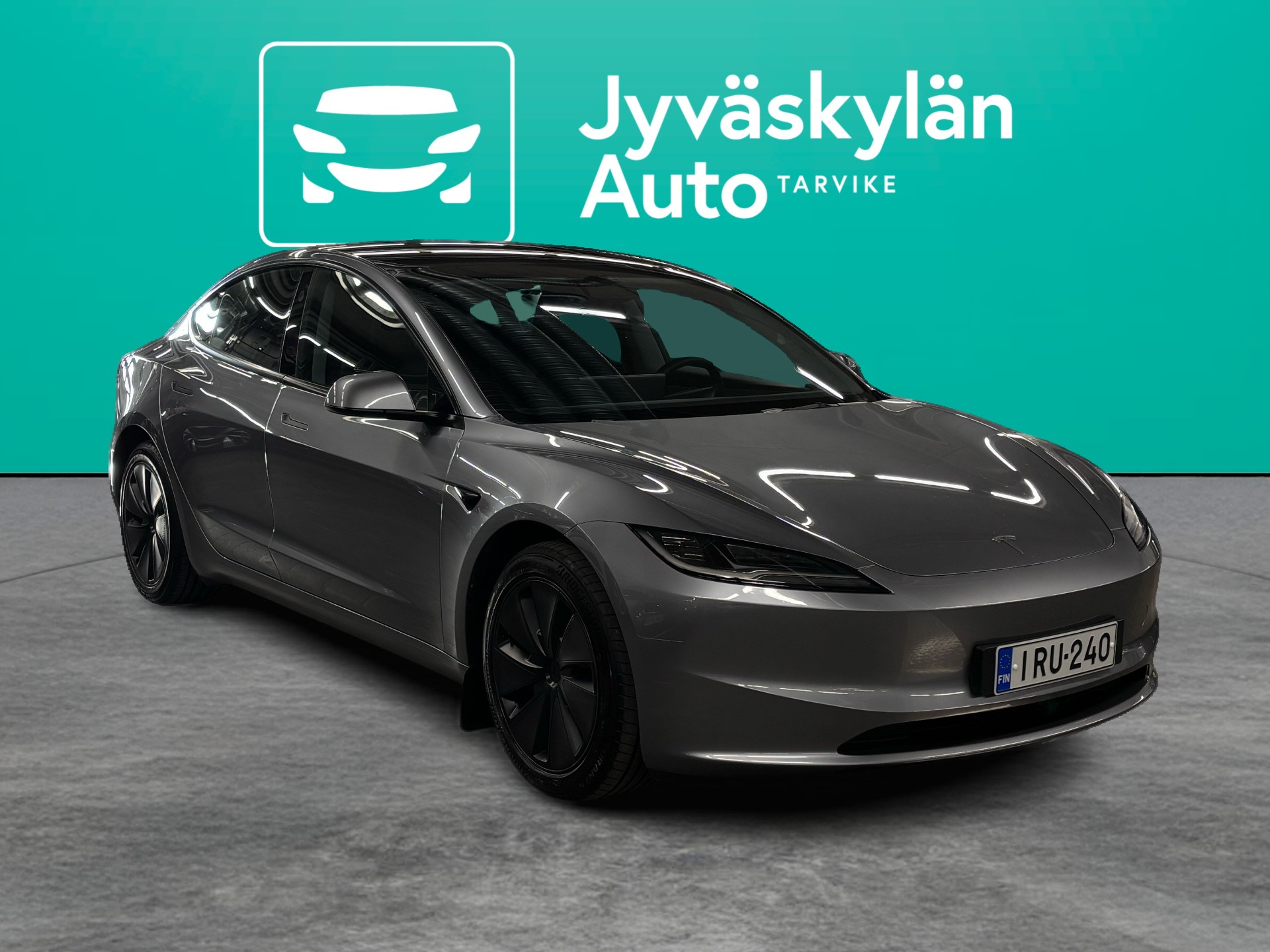 TESLA Model 3 2024
