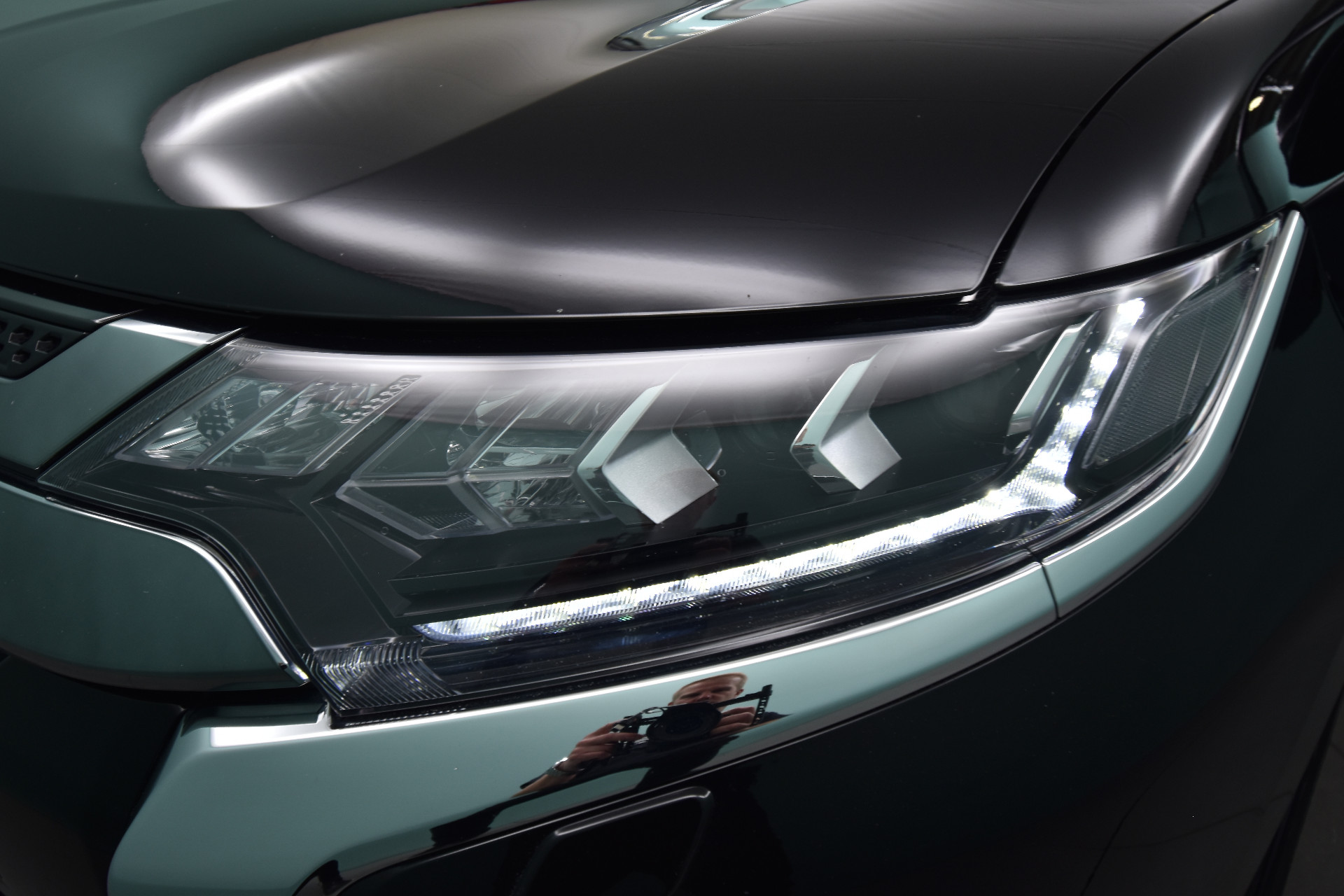MITSUBISHI Outlander PHEV 2021