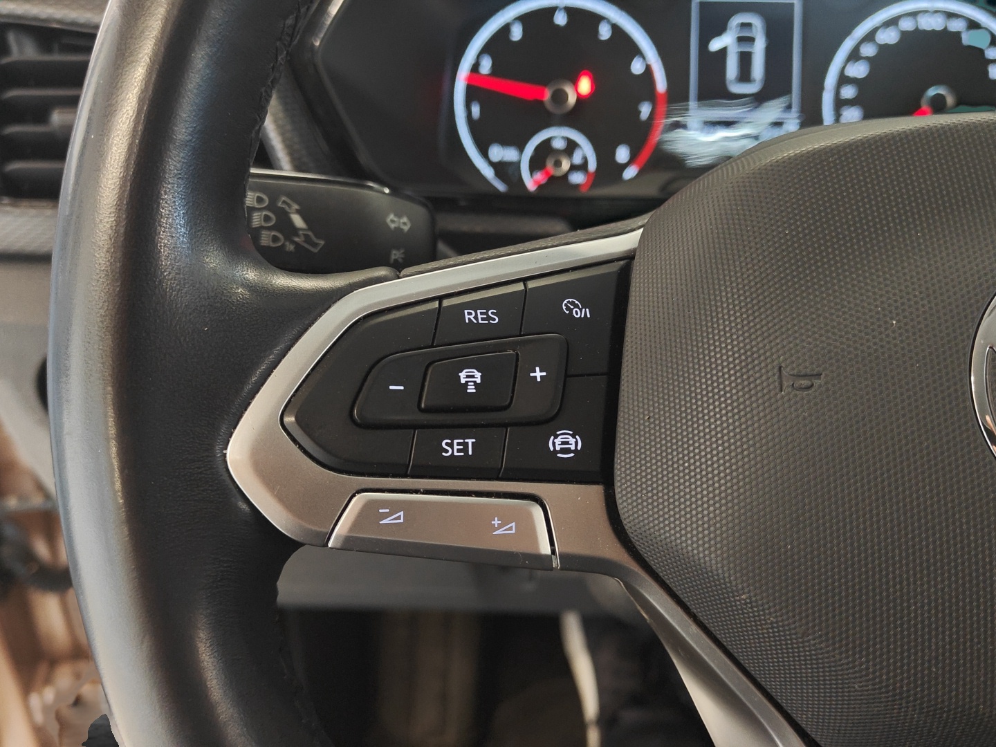 VOLKSWAGEN T-Cross 2021