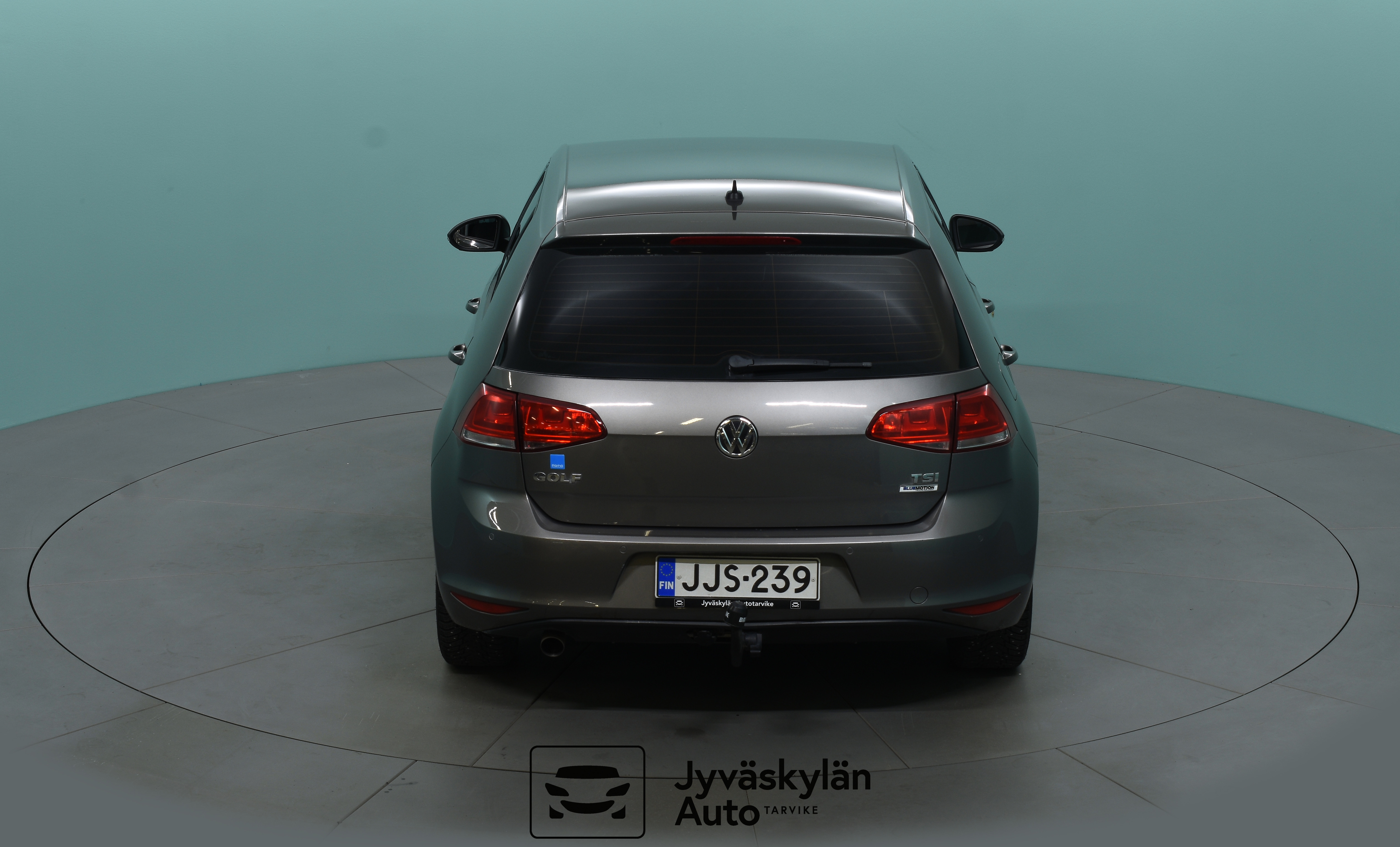 VOLKSWAGEN Golf 2015